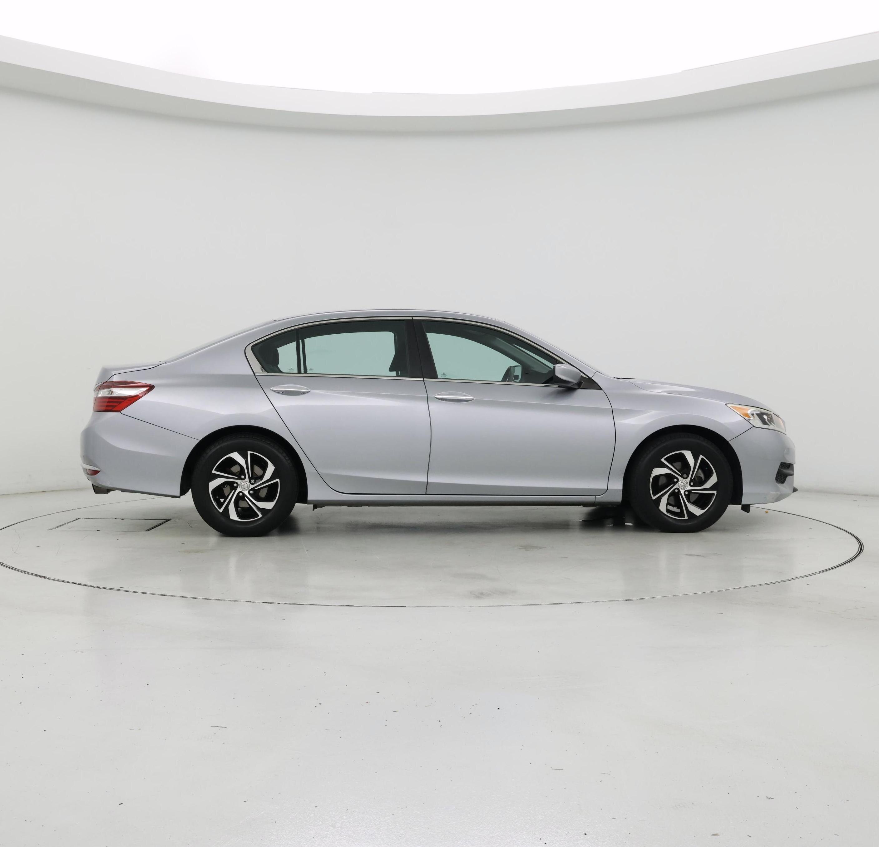 Thumbnail: 2017 Honda Accord - 7