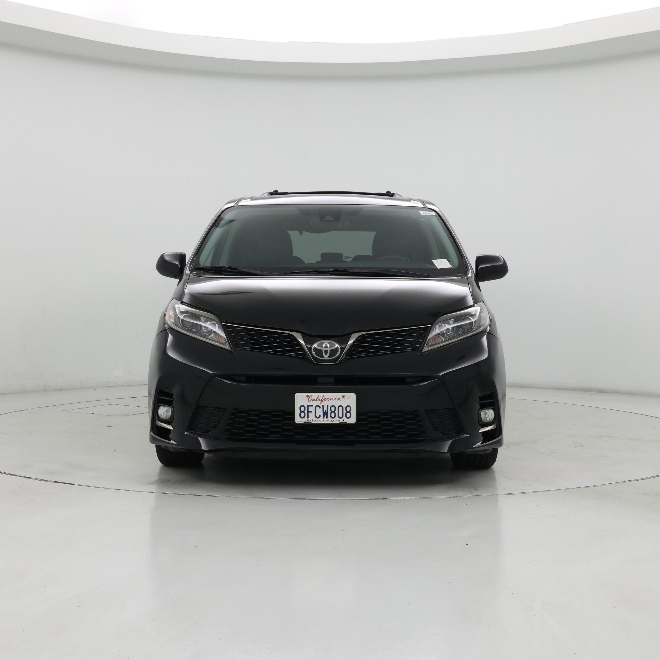 Thumbnail: 2018 Toyota Sienna - 5