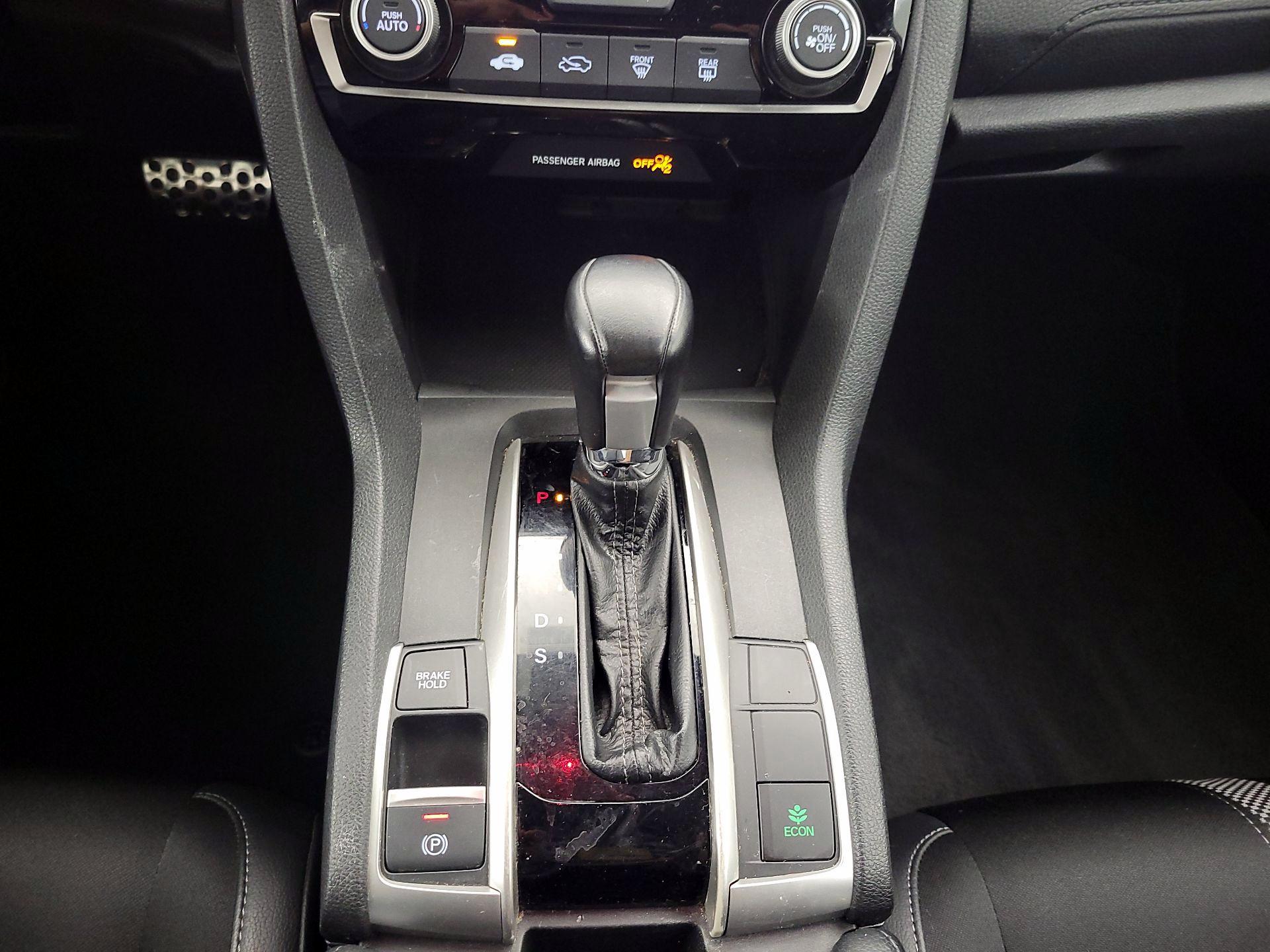 Thumbnail: 2019 Honda Civic - 17