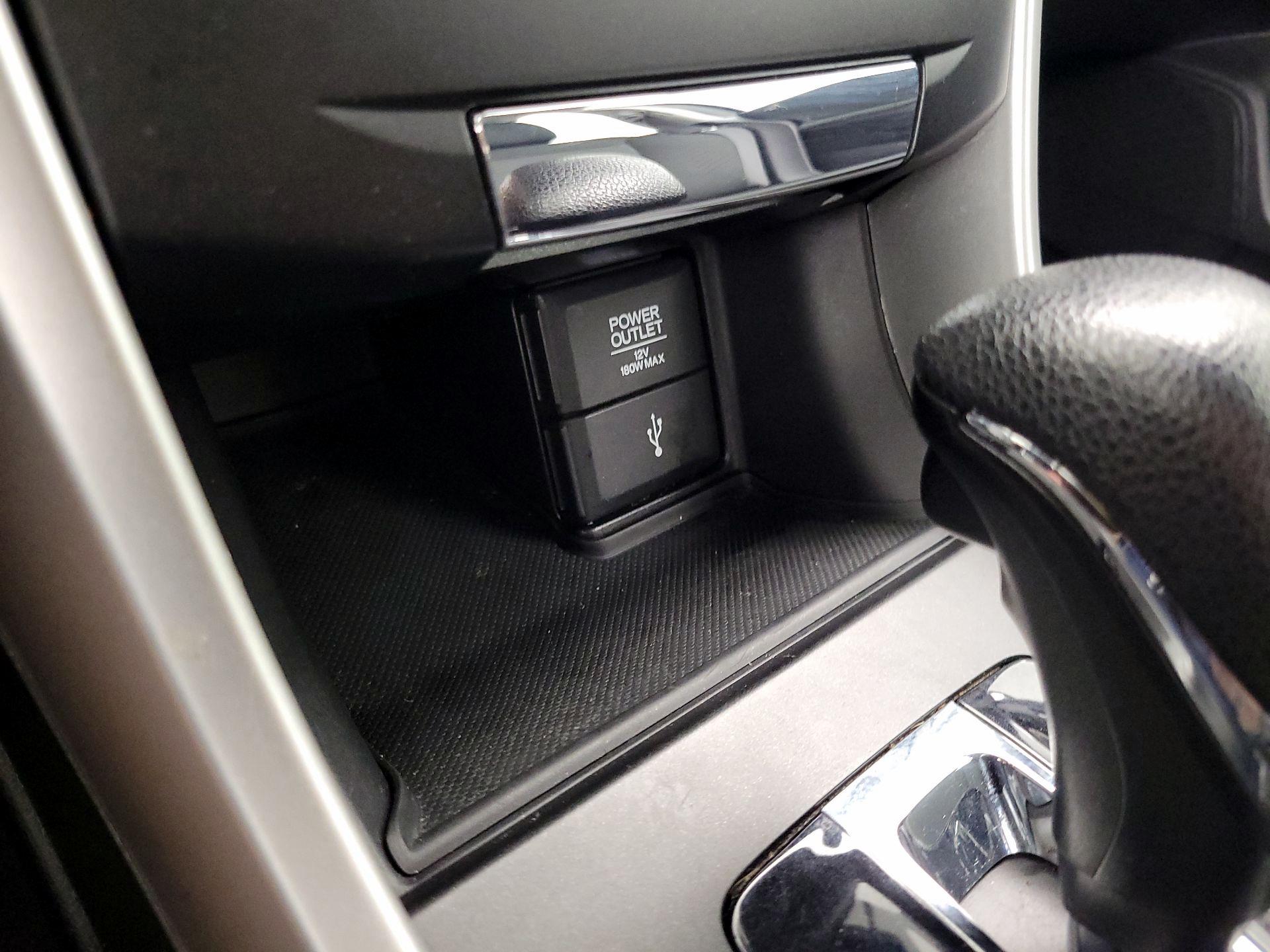 Thumbnail: 2015 Honda Accord - 18