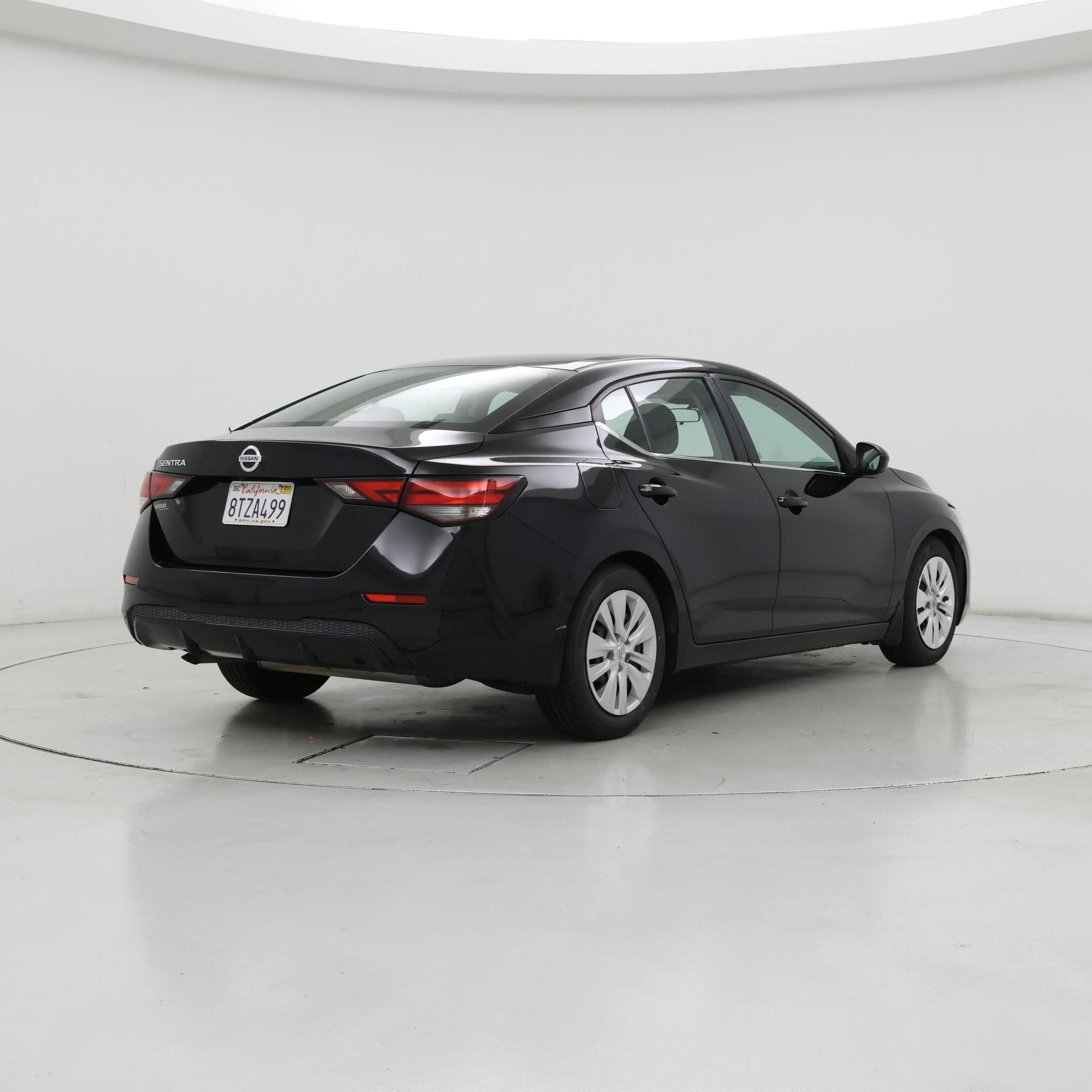 Thumbnail: 2020 Nissan Sentra - 8