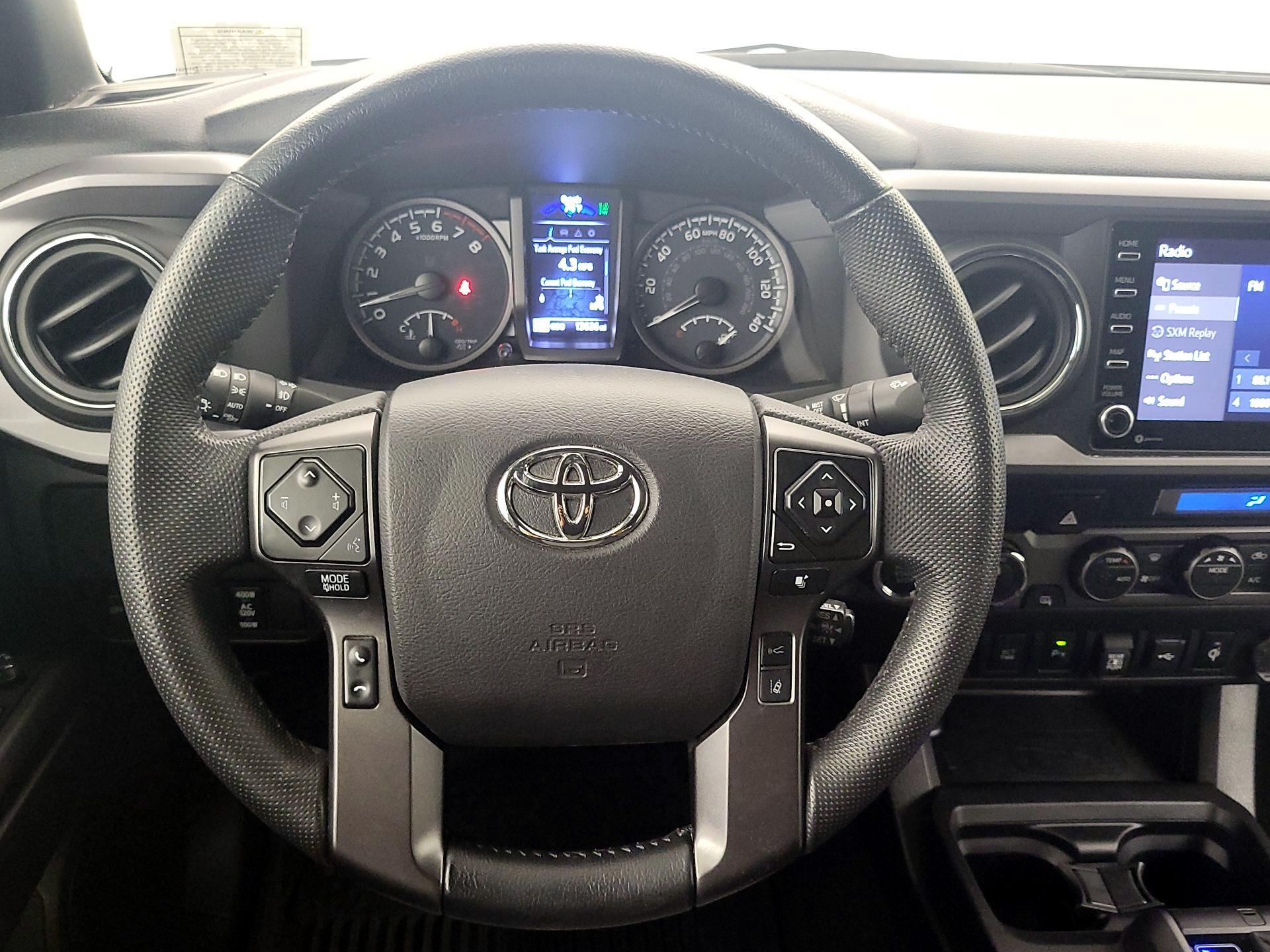 Thumbnail: 2022 Toyota Tacoma - 10