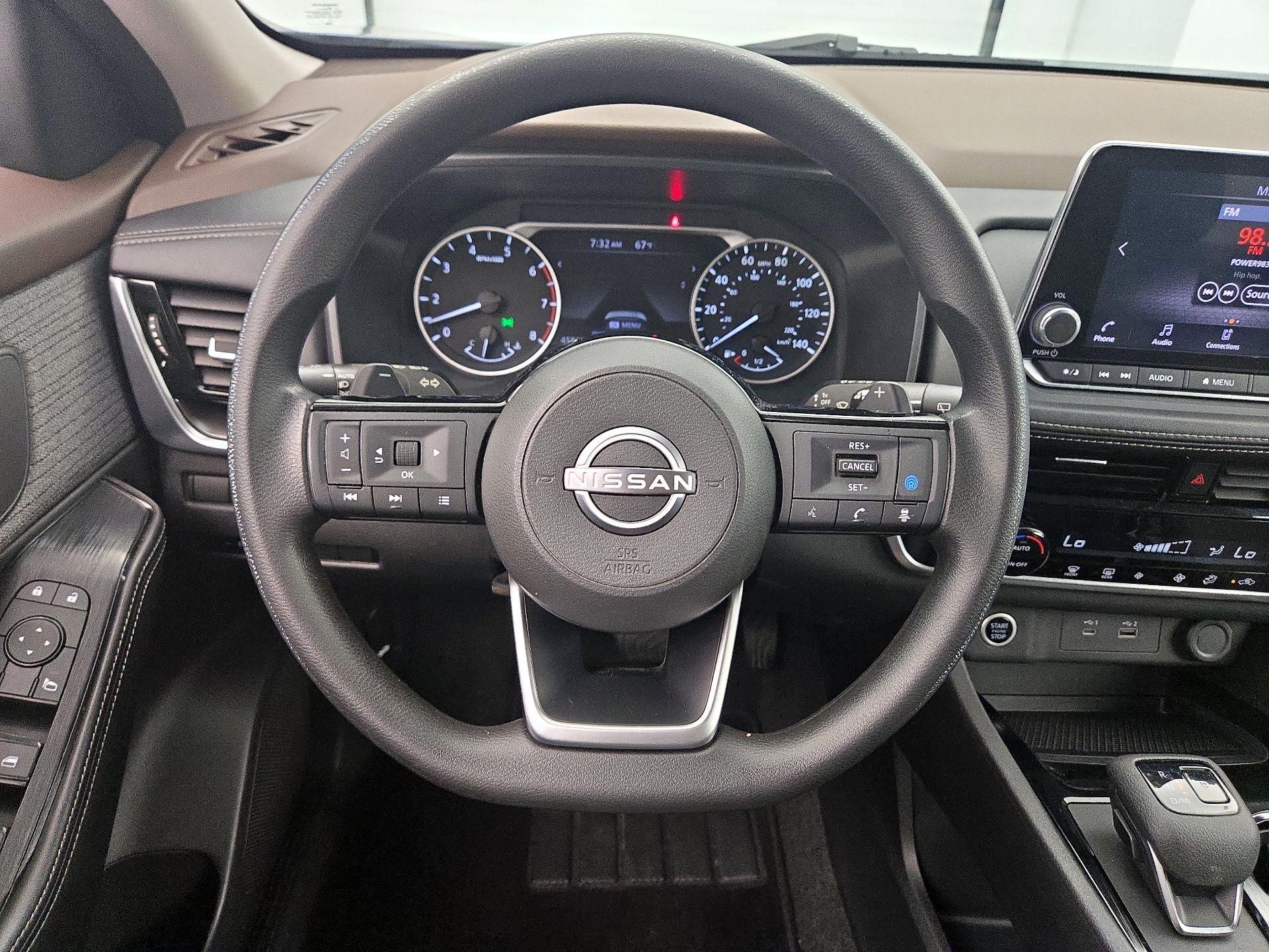 Thumbnail: 2022 Nissan Rogue - 10