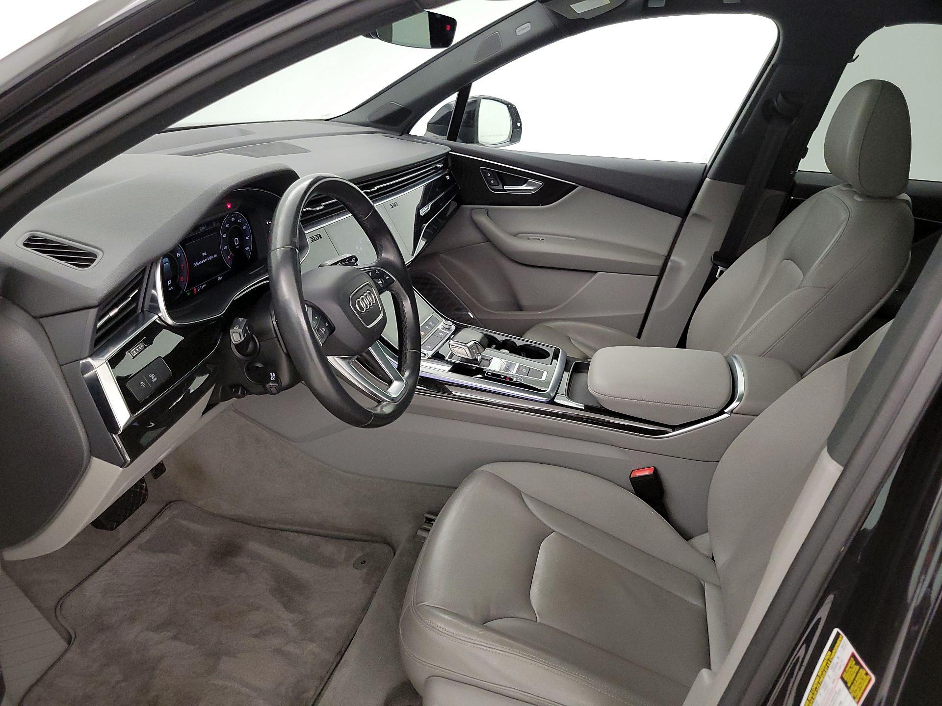Thumbnail: 2021 Audi Q7 - 11