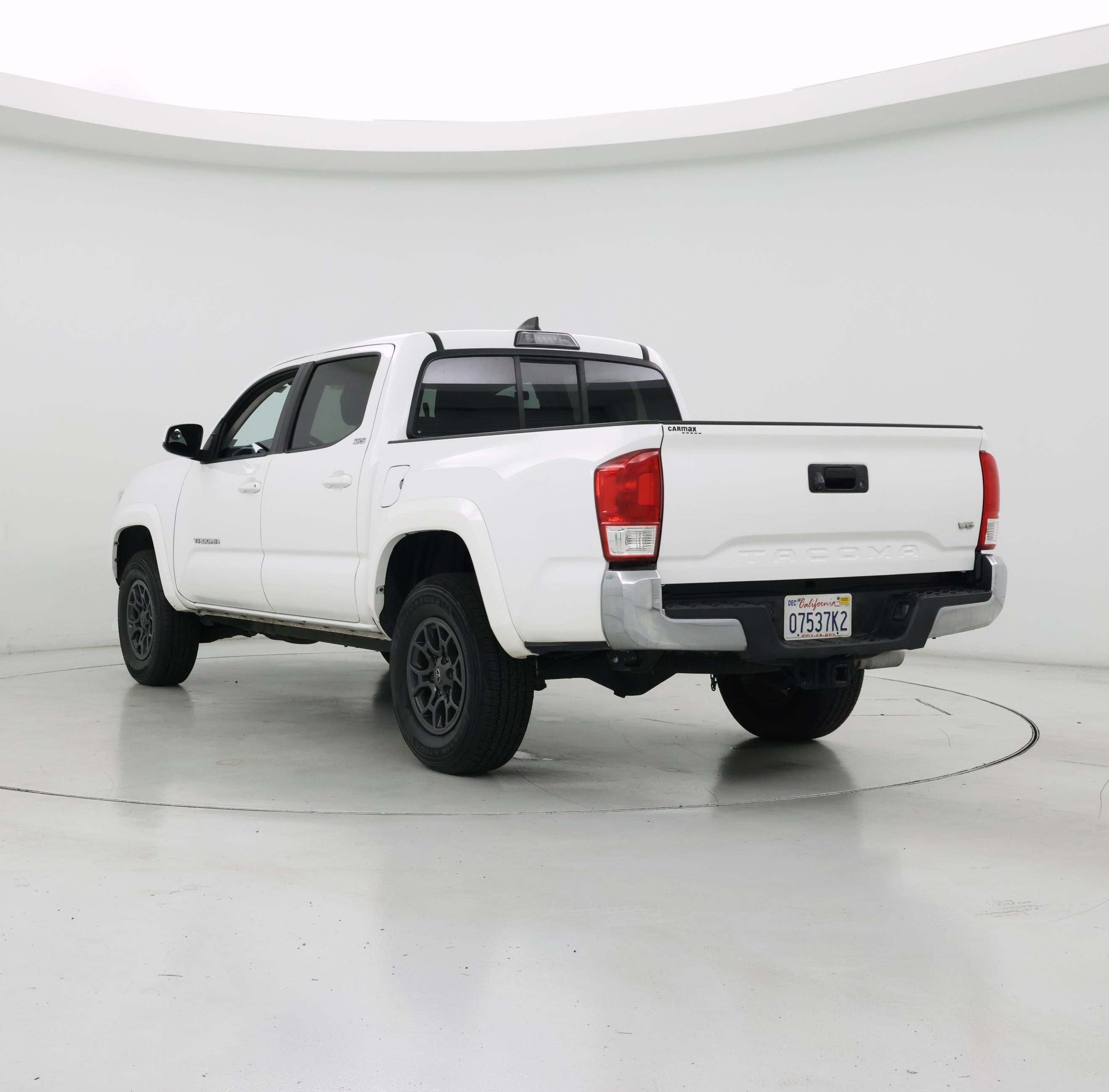 Thumbnail: 2017 Toyota Tacoma - 2