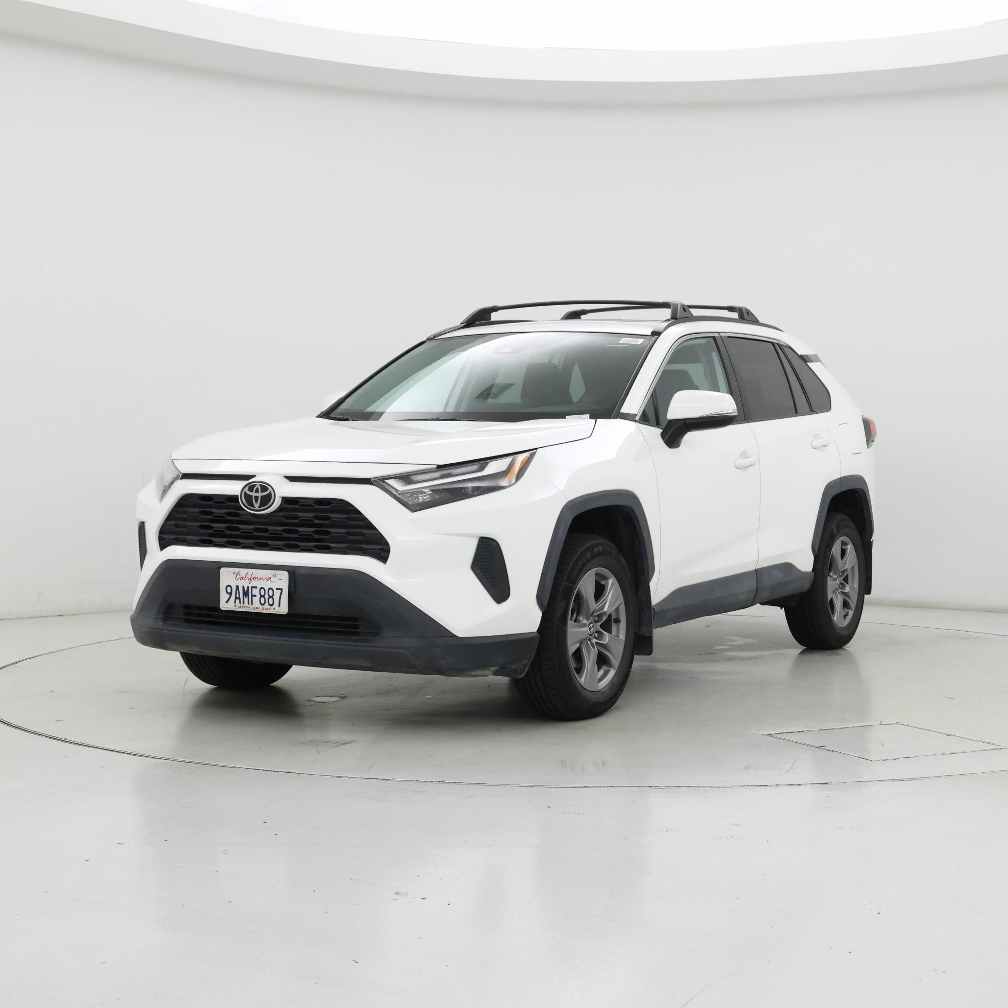 Thumbnail: 2022 Toyota RAV4 - 4