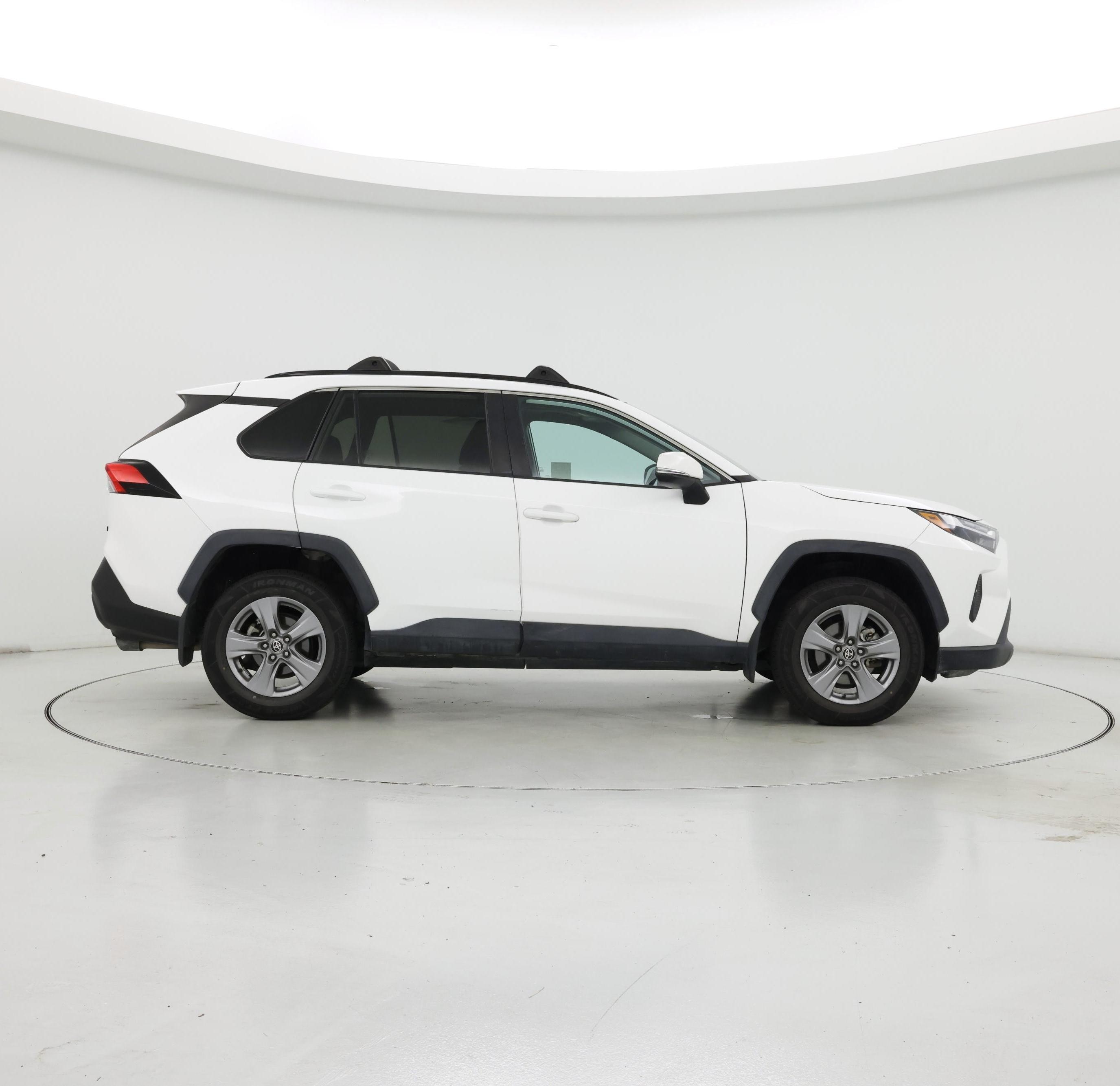 Thumbnail: 2022 Toyota RAV4 - 7