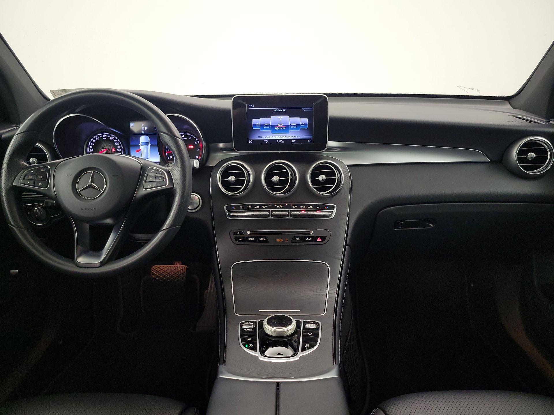 Thumbnail: 2018 Mercedes-Benz GLC - 9