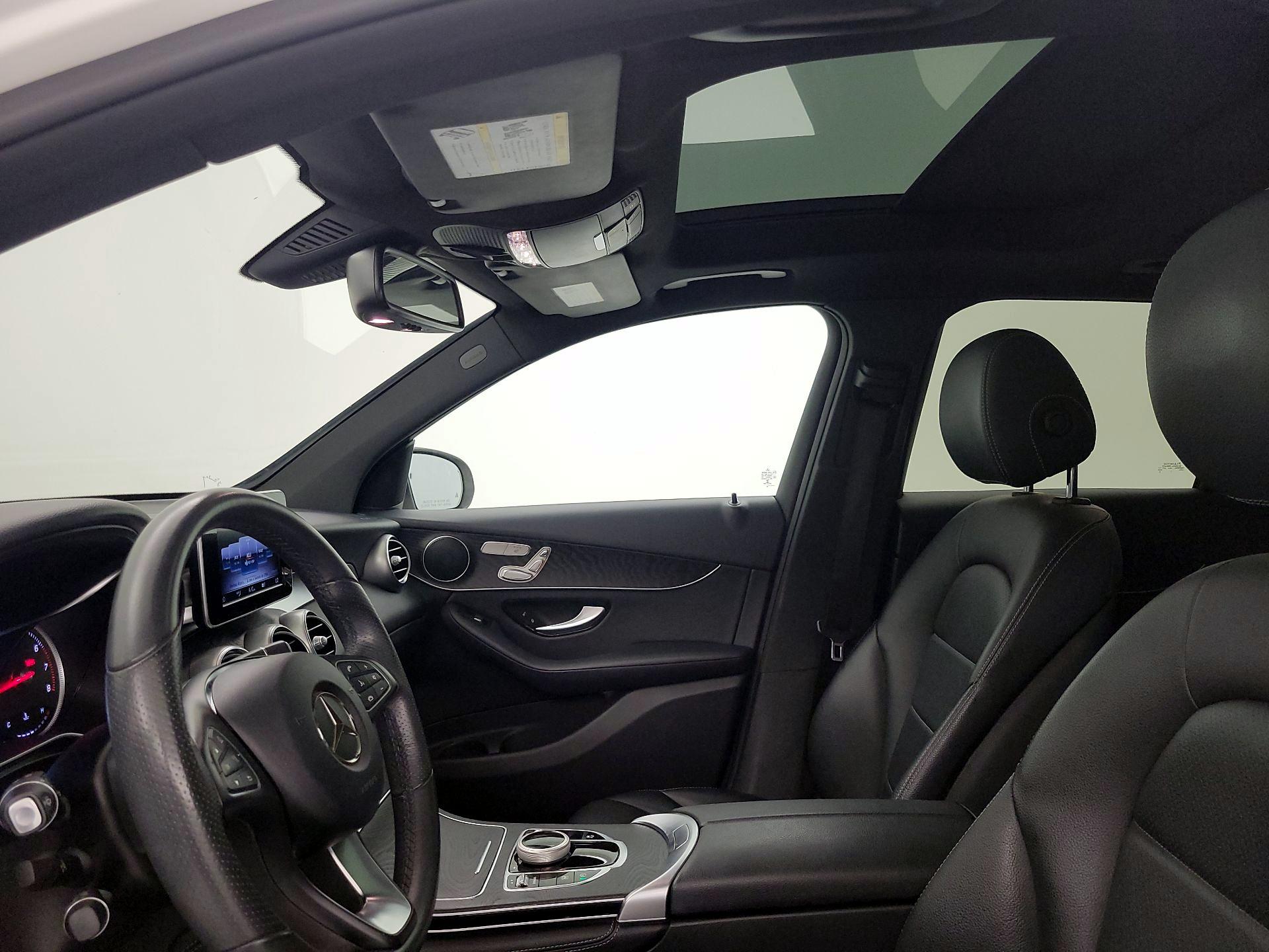 Thumbnail: 2018 Mercedes-Benz GLC - 19