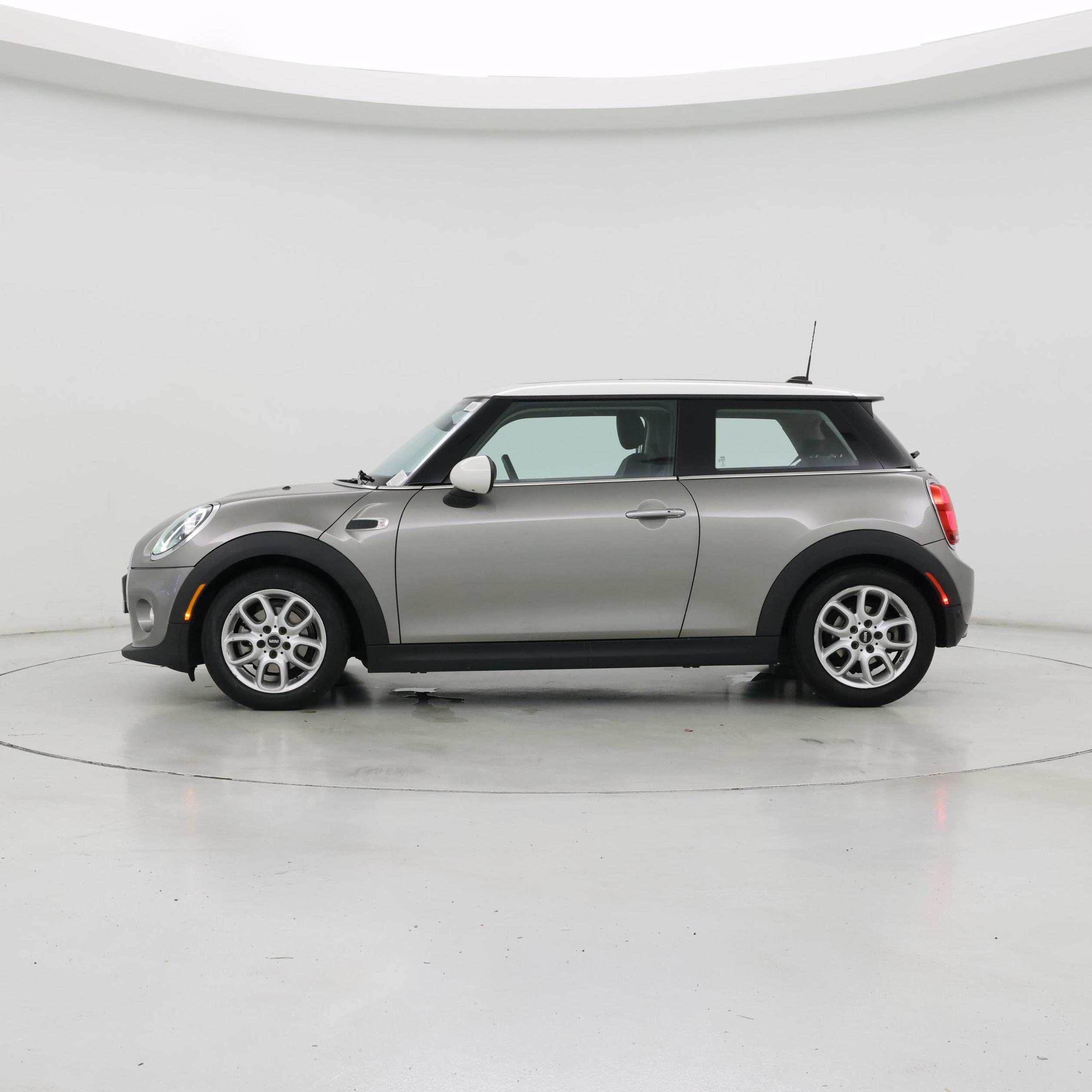 Thumbnail: 2019 MINI Cooper Hardtop - 3