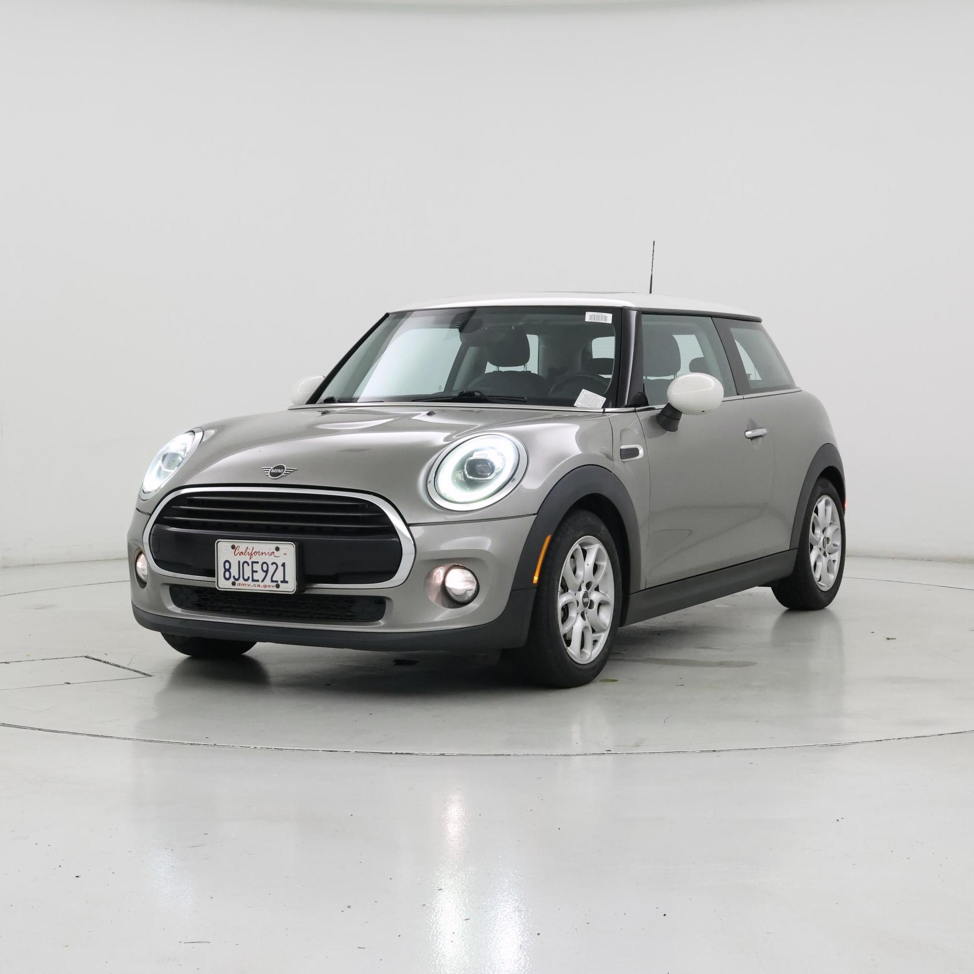 Thumbnail: 2019 MINI Cooper Hardtop - 4