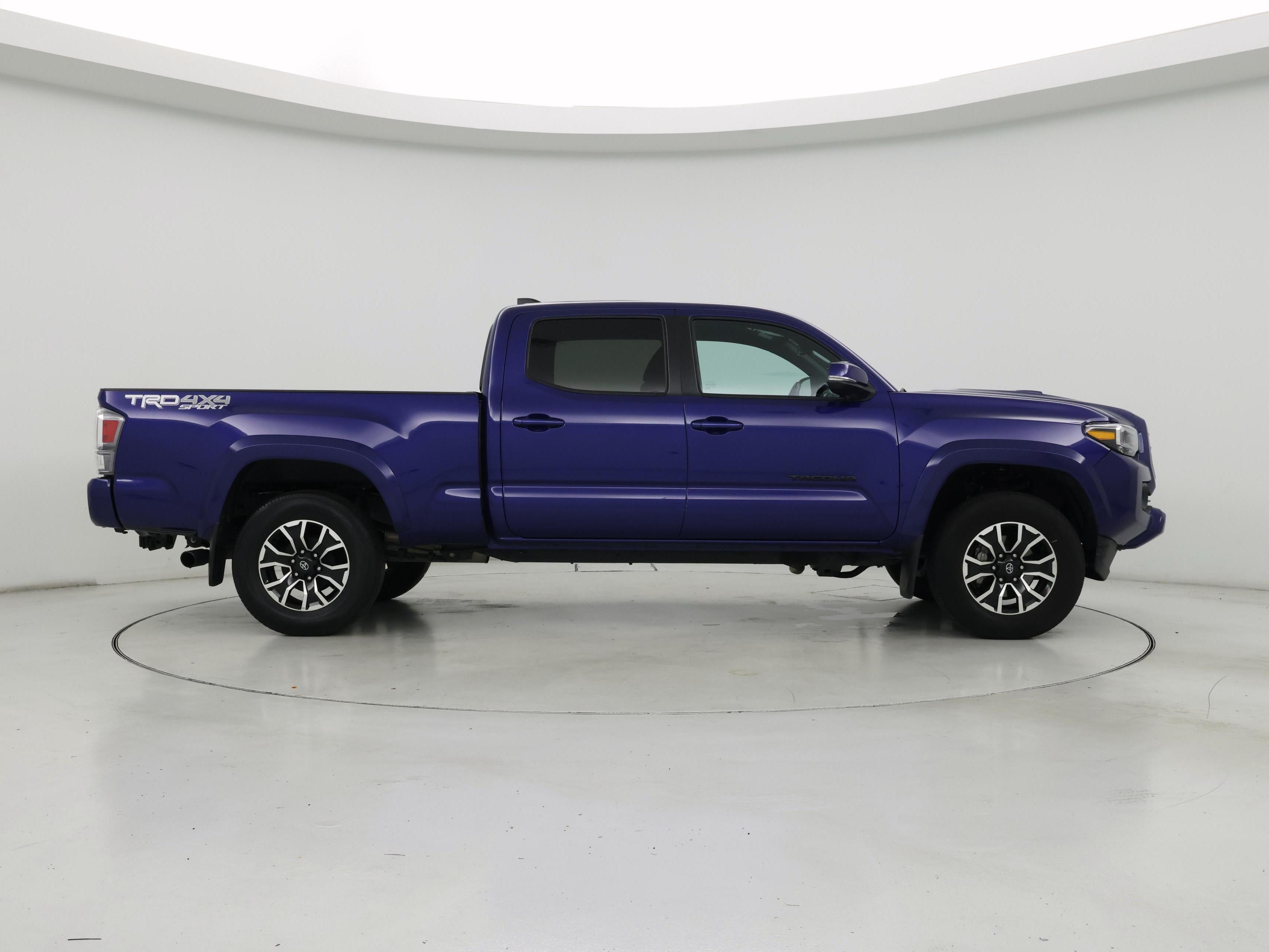 Thumbnail: 2023 Toyota Tacoma - 7