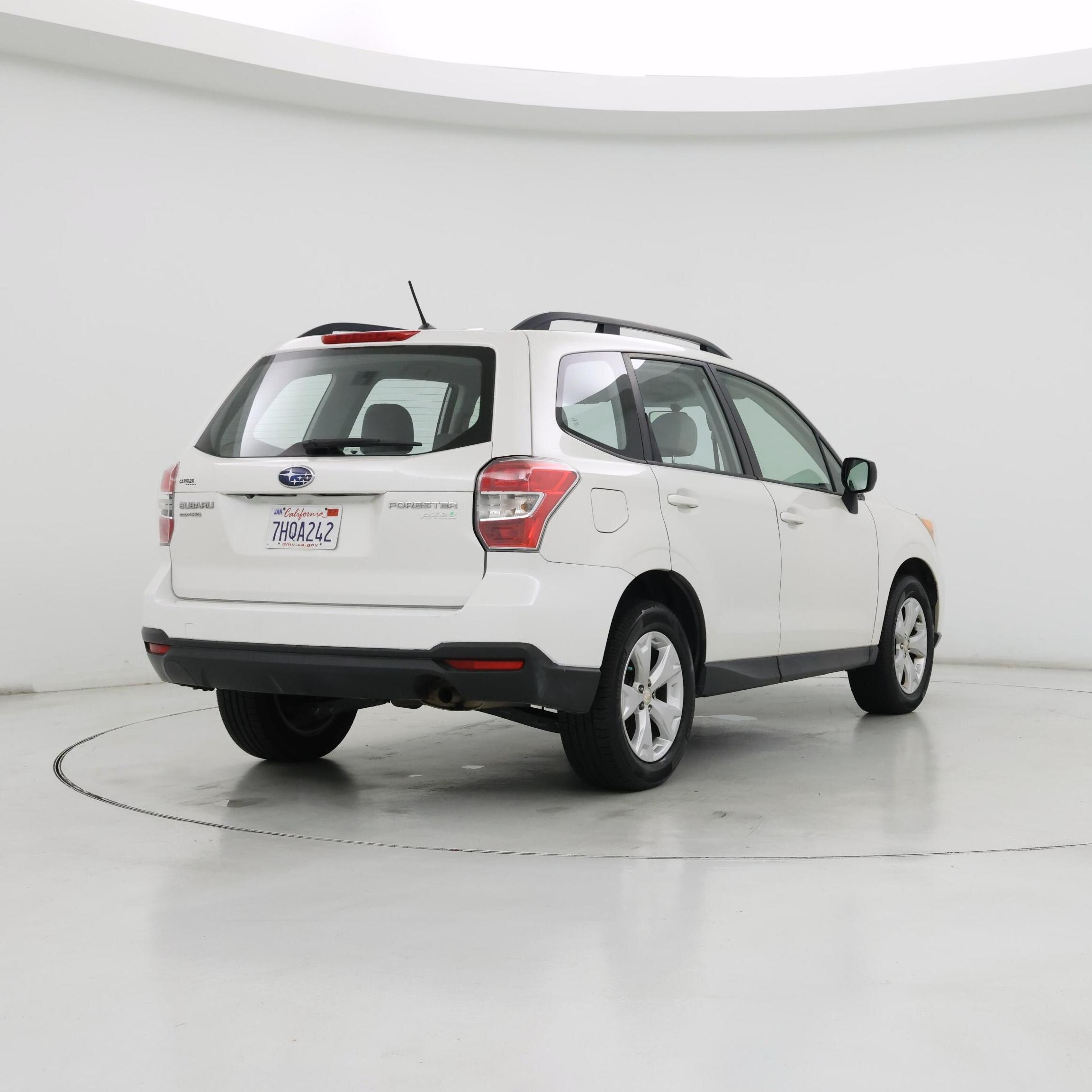Thumbnail: 2015 Subaru Forester - 8