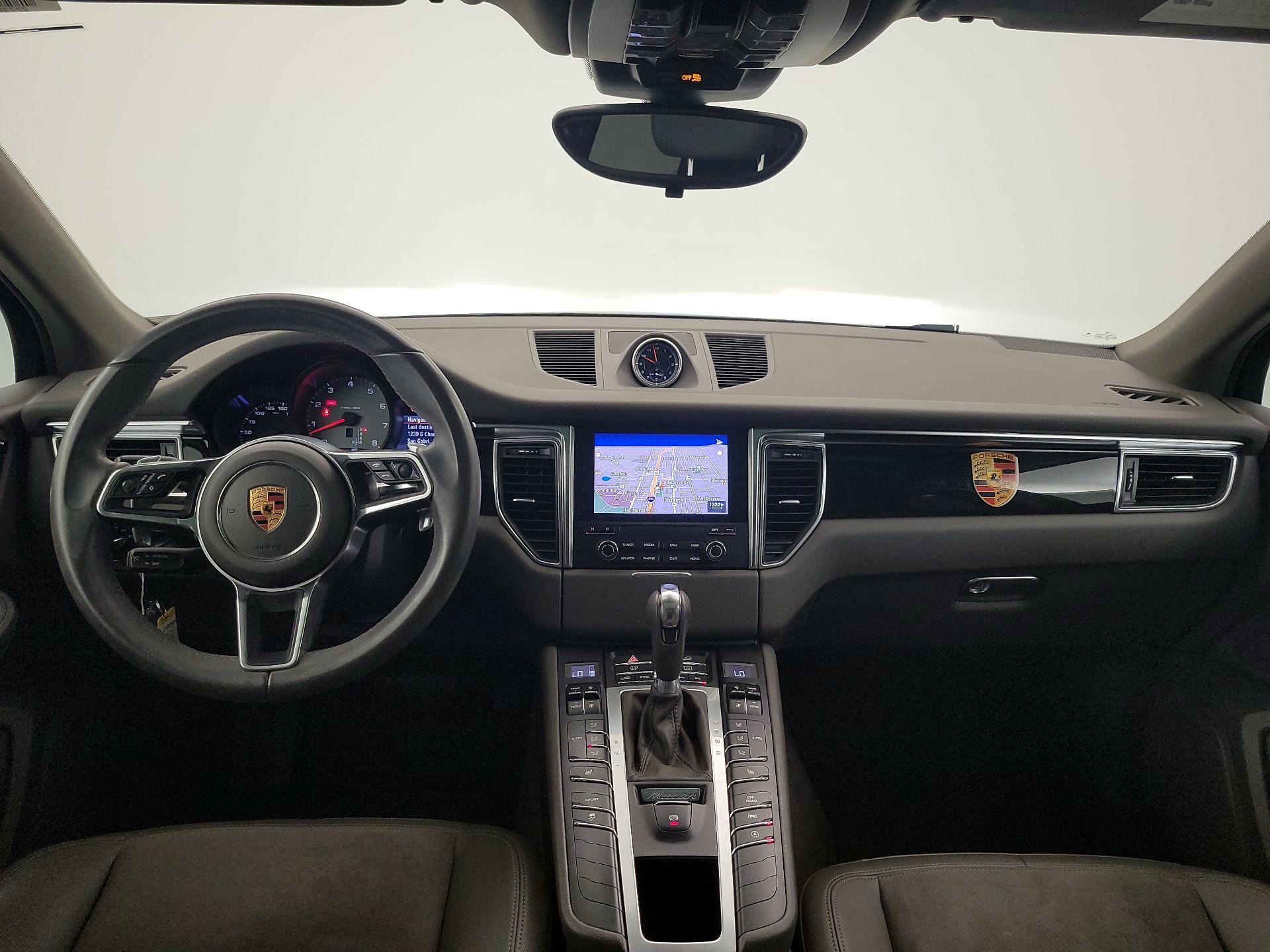 Thumbnail: 2017 Porsche Macan - 9