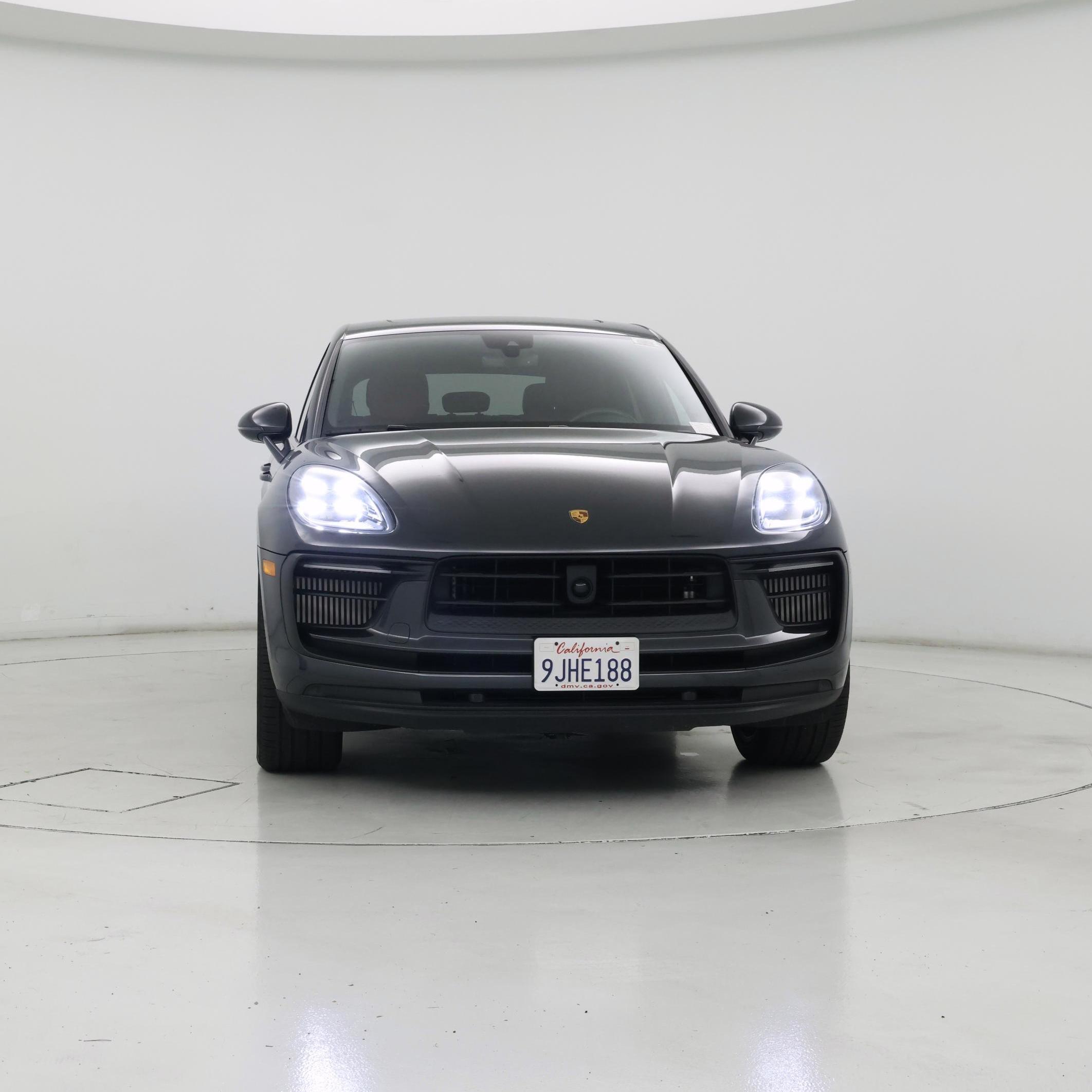 Thumbnail: 2023 Porsche Macan - 5
