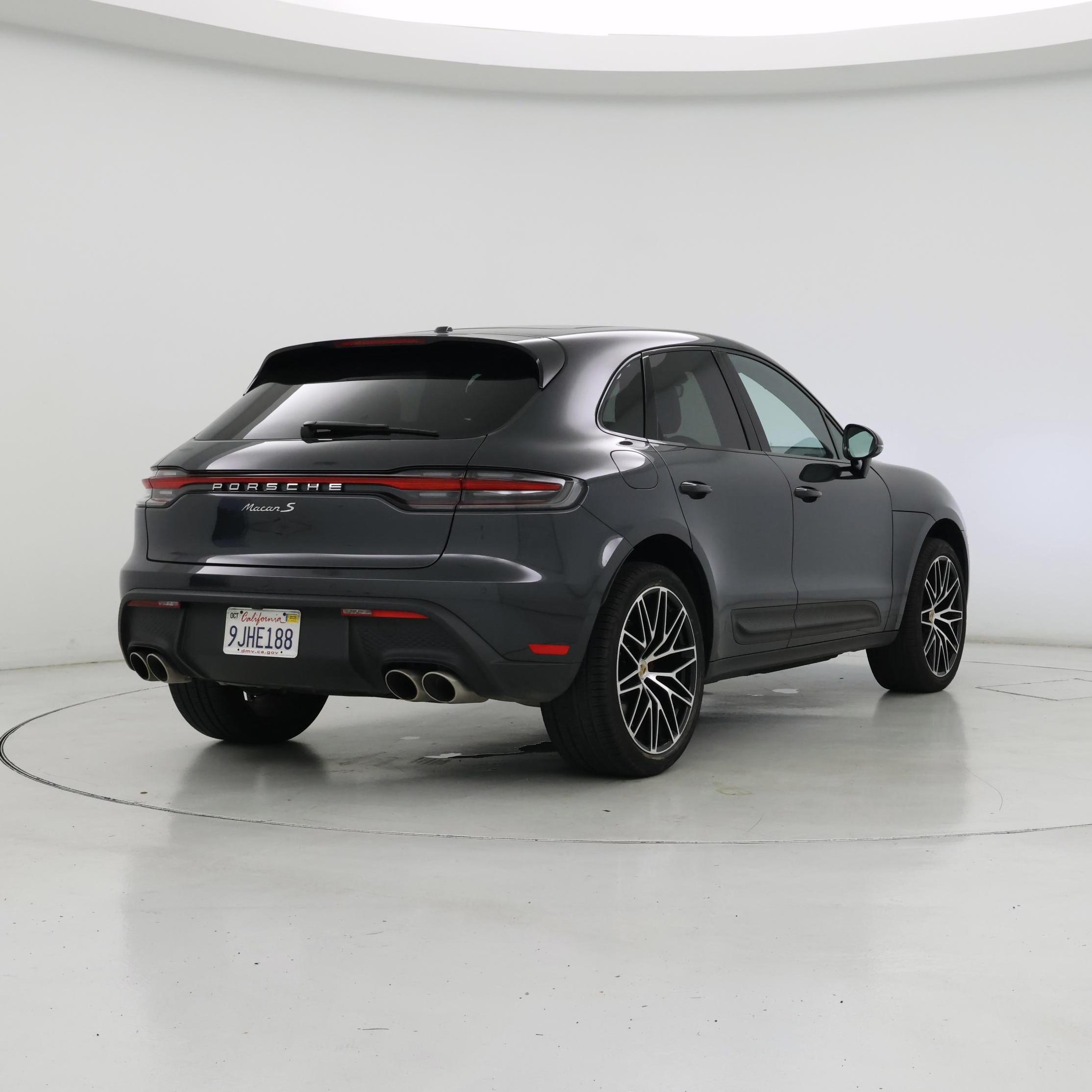 Thumbnail: 2023 Porsche Macan - 8