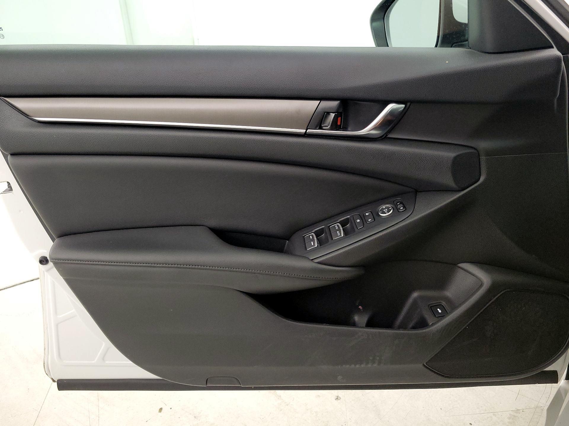Thumbnail: 2020 Honda Accord - 12