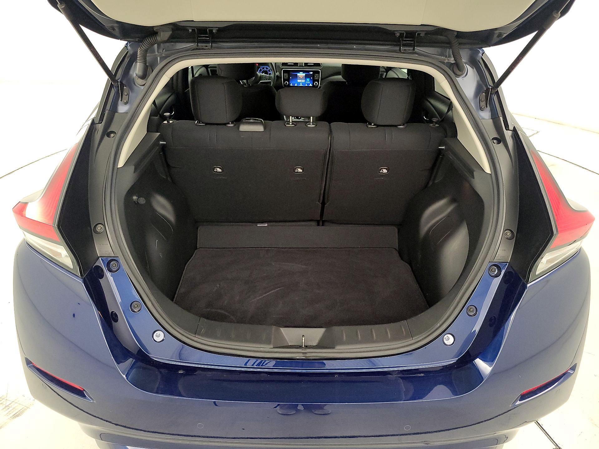 Thumbnail: 2022 Nissan Leaf - 20