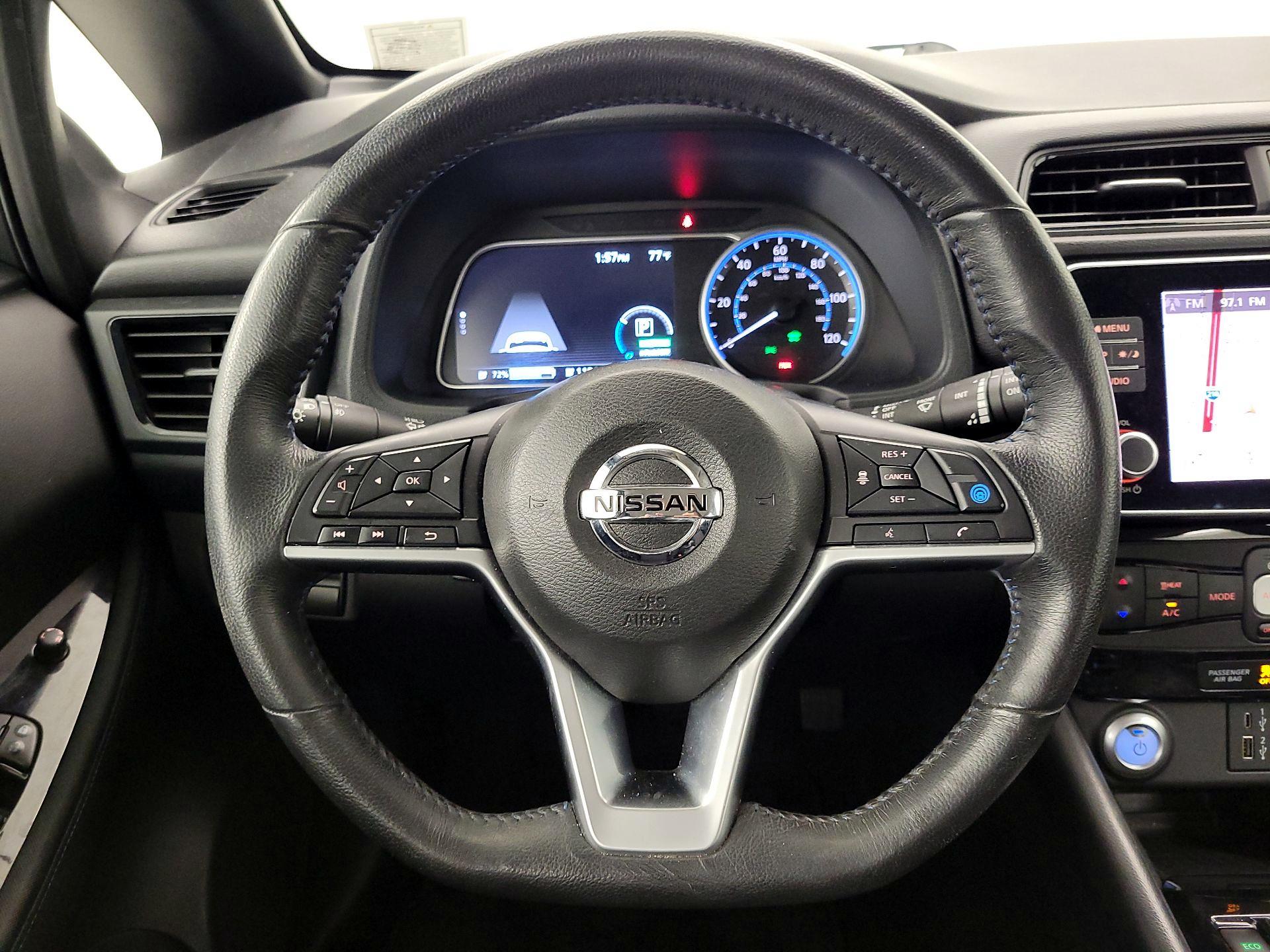 Thumbnail: 2020 Nissan Leaf - 10
