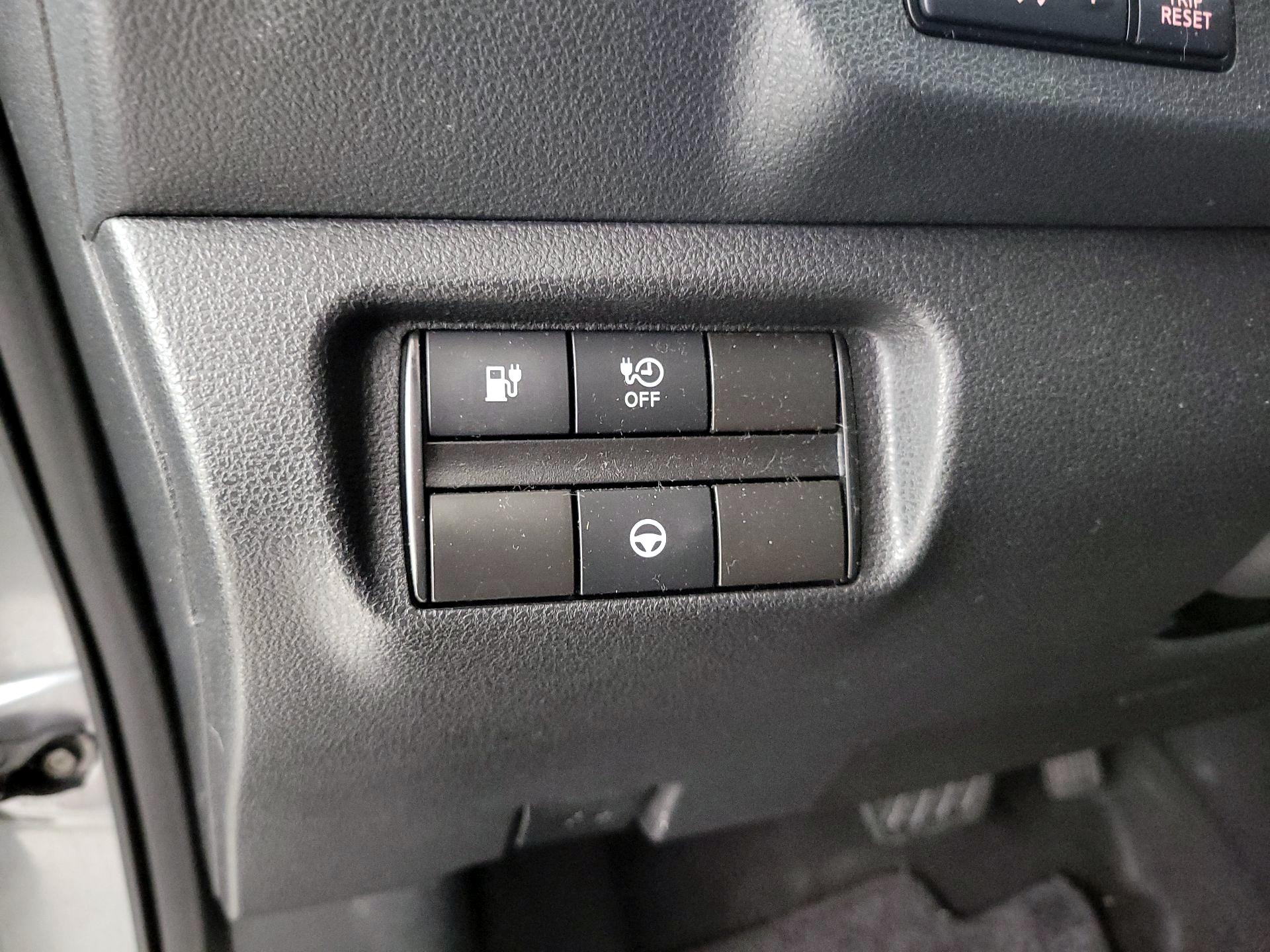Thumbnail: 2020 Nissan Leaf - 13