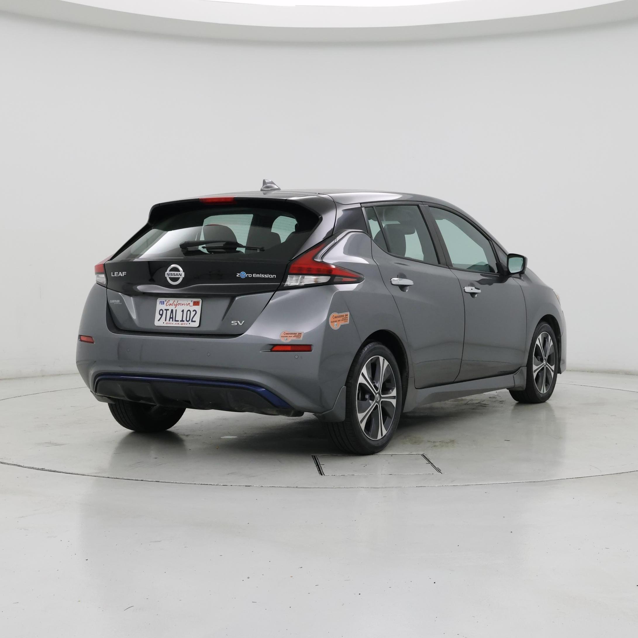 Thumbnail: 2020 Nissan Leaf - 8