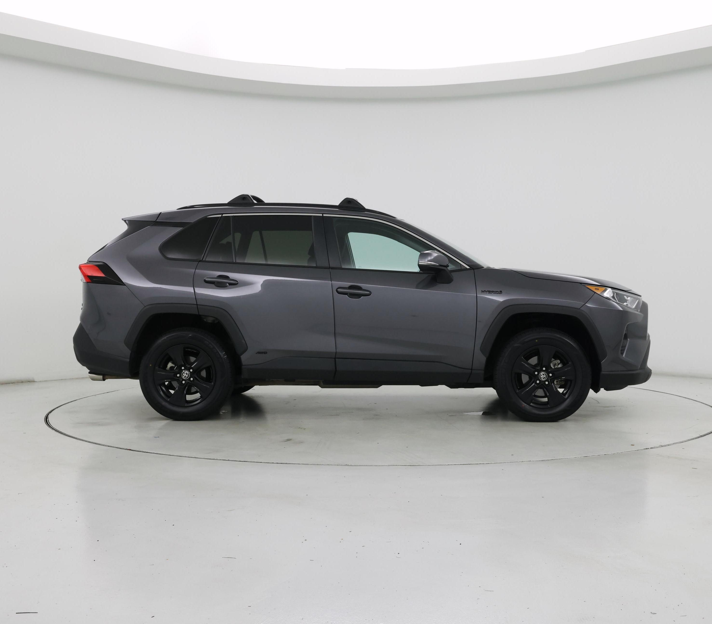 Thumbnail: 2021 Toyota RAV4 - 7