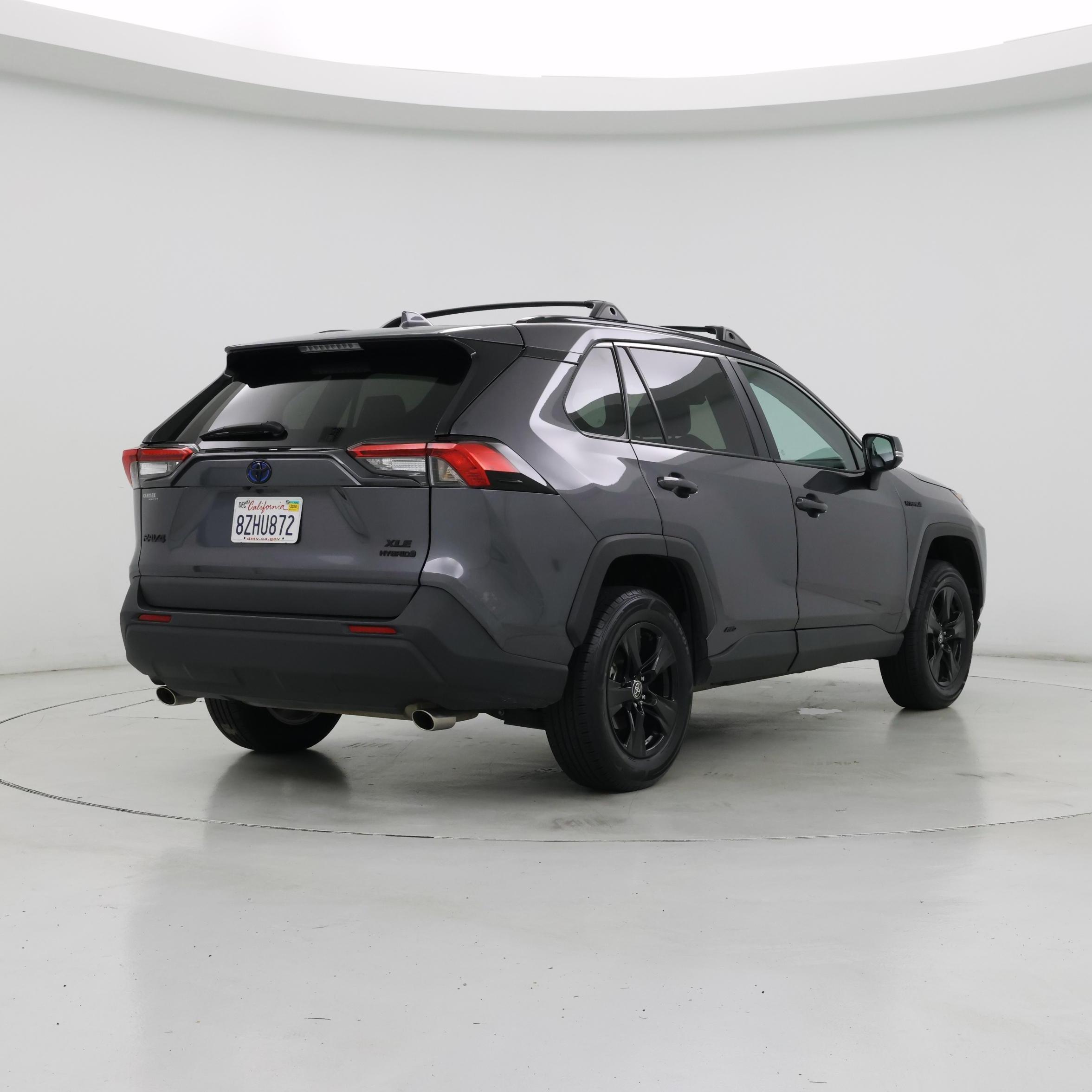 Thumbnail: 2021 Toyota RAV4 - 8