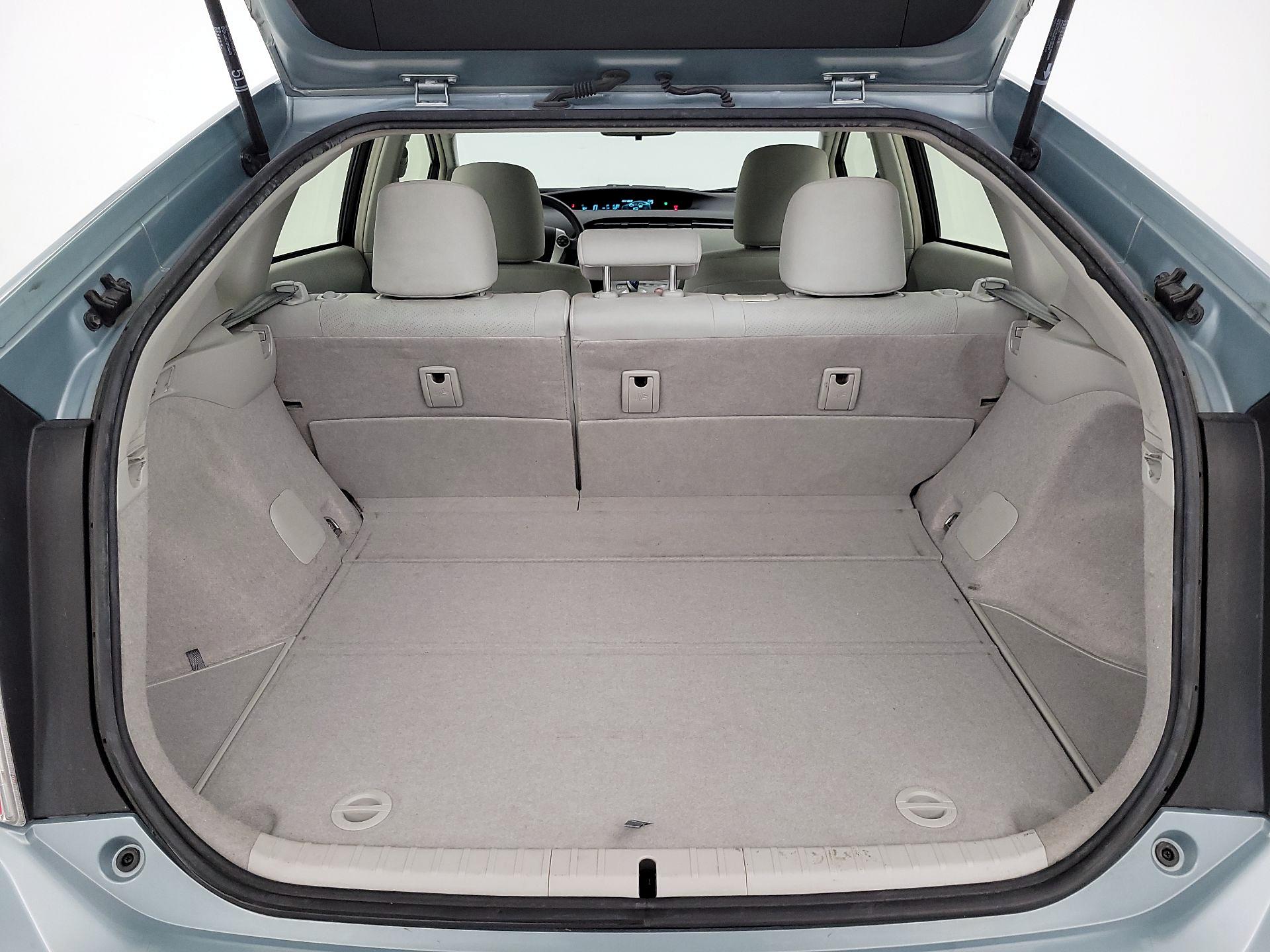 Thumbnail: 2014 Toyota Prius - 19