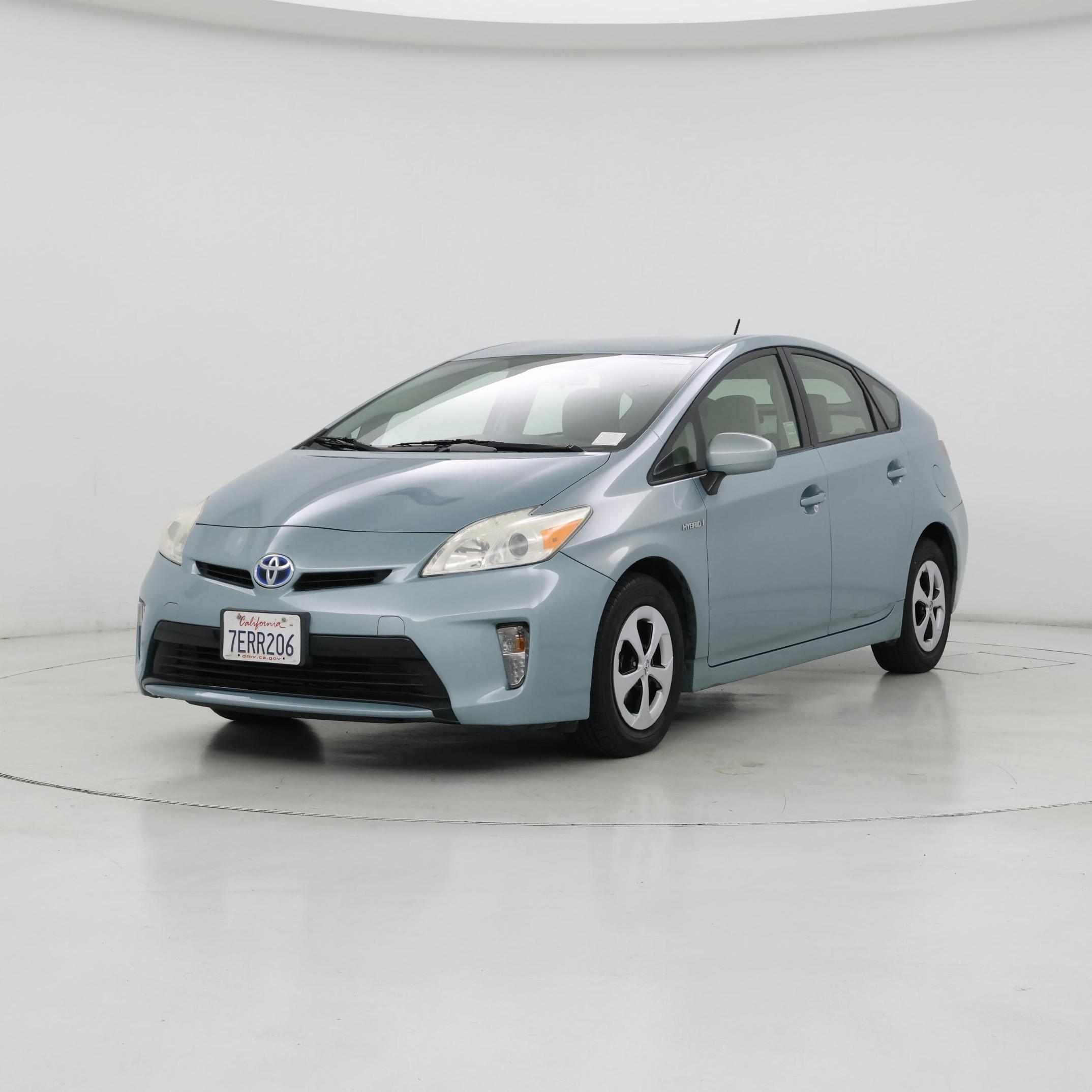 Thumbnail: 2014 Toyota Prius - 4