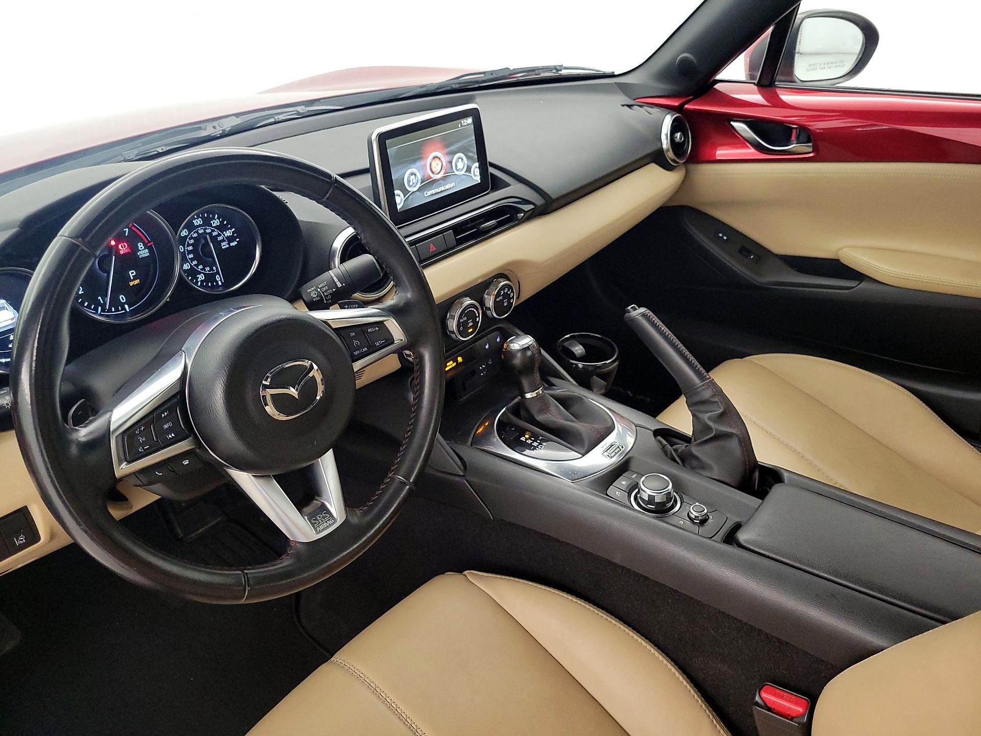 Thumbnail: 2017 Mazda MX-5 Miata - 9