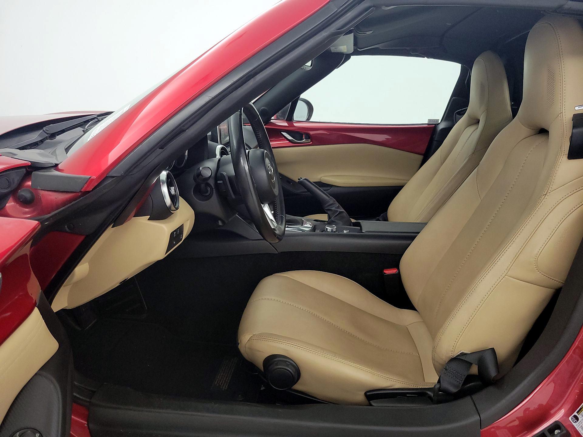 Thumbnail: 2017 Mazda MX-5 Miata - 11