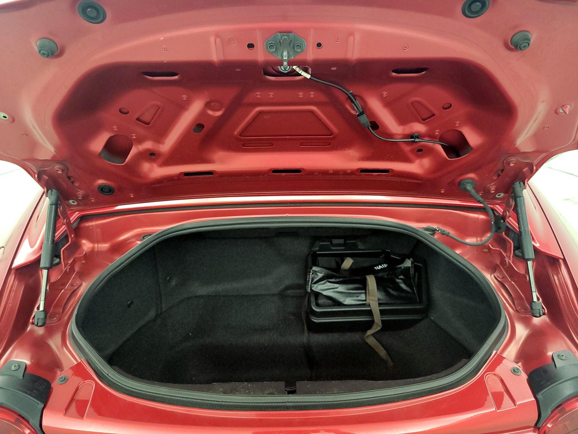 Thumbnail: 2017 Mazda MX-5 Miata - 18