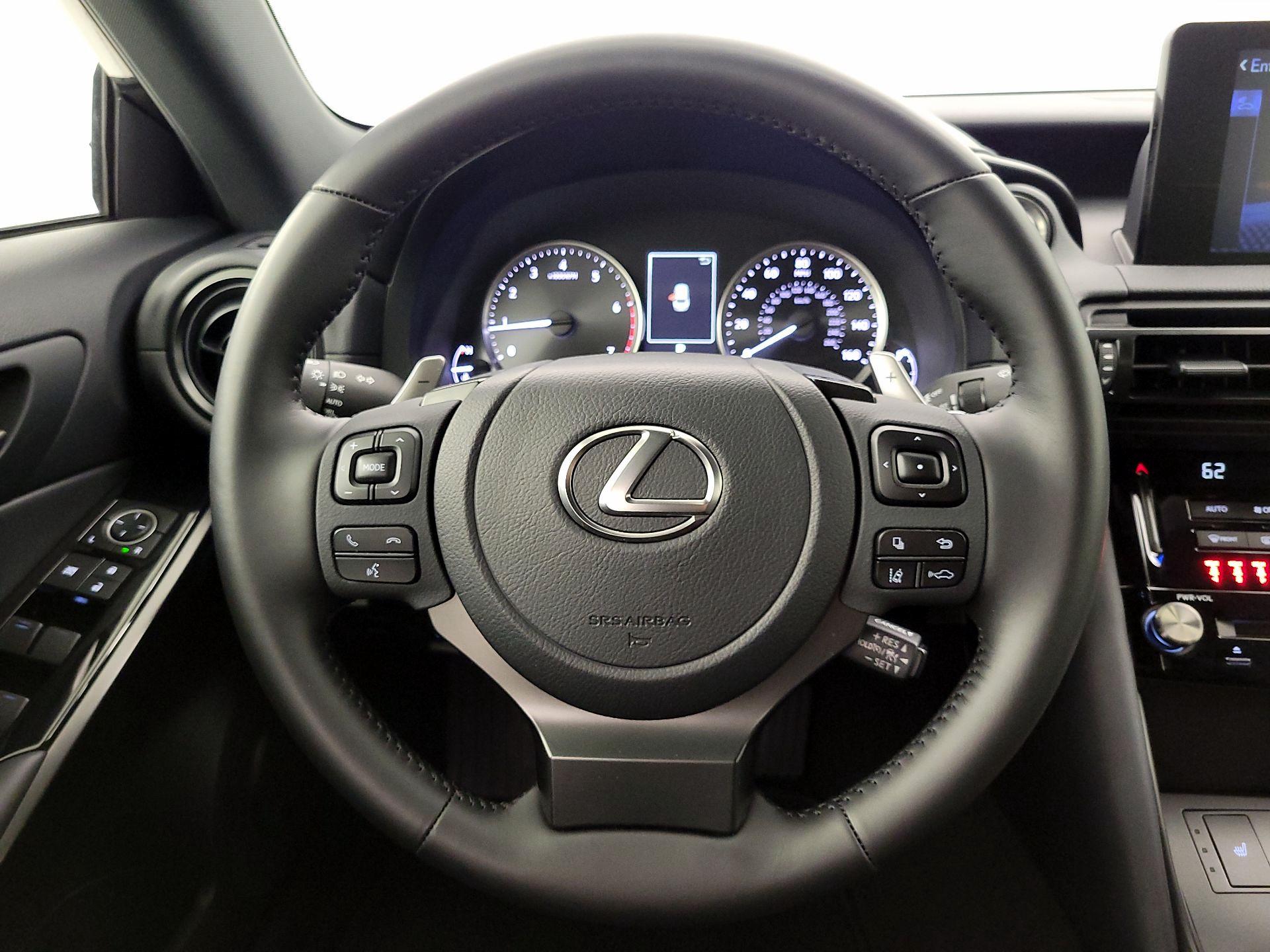 Thumbnail: 2024 Lexus IS - 10