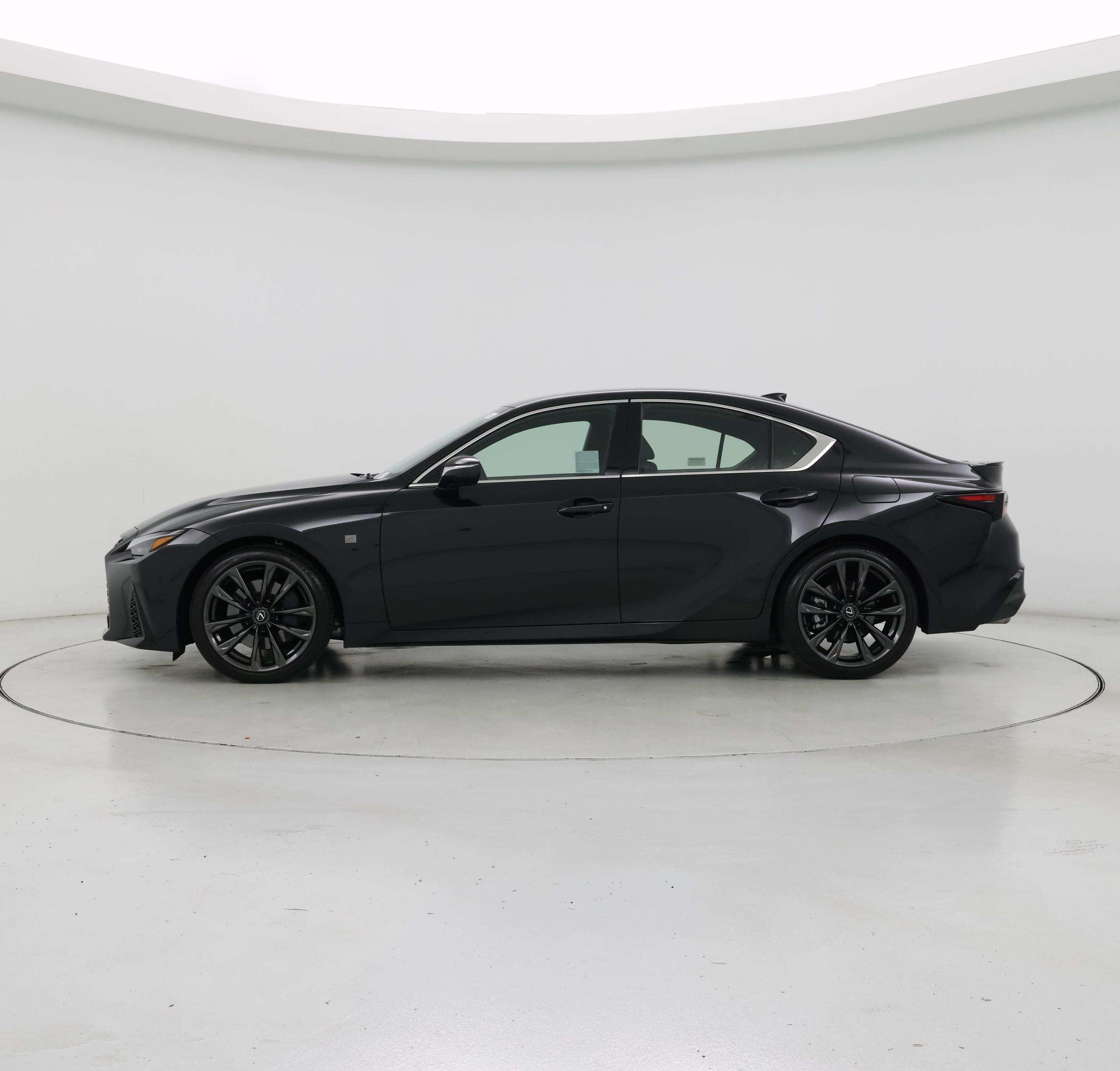 Thumbnail: 2024 Lexus IS - 3