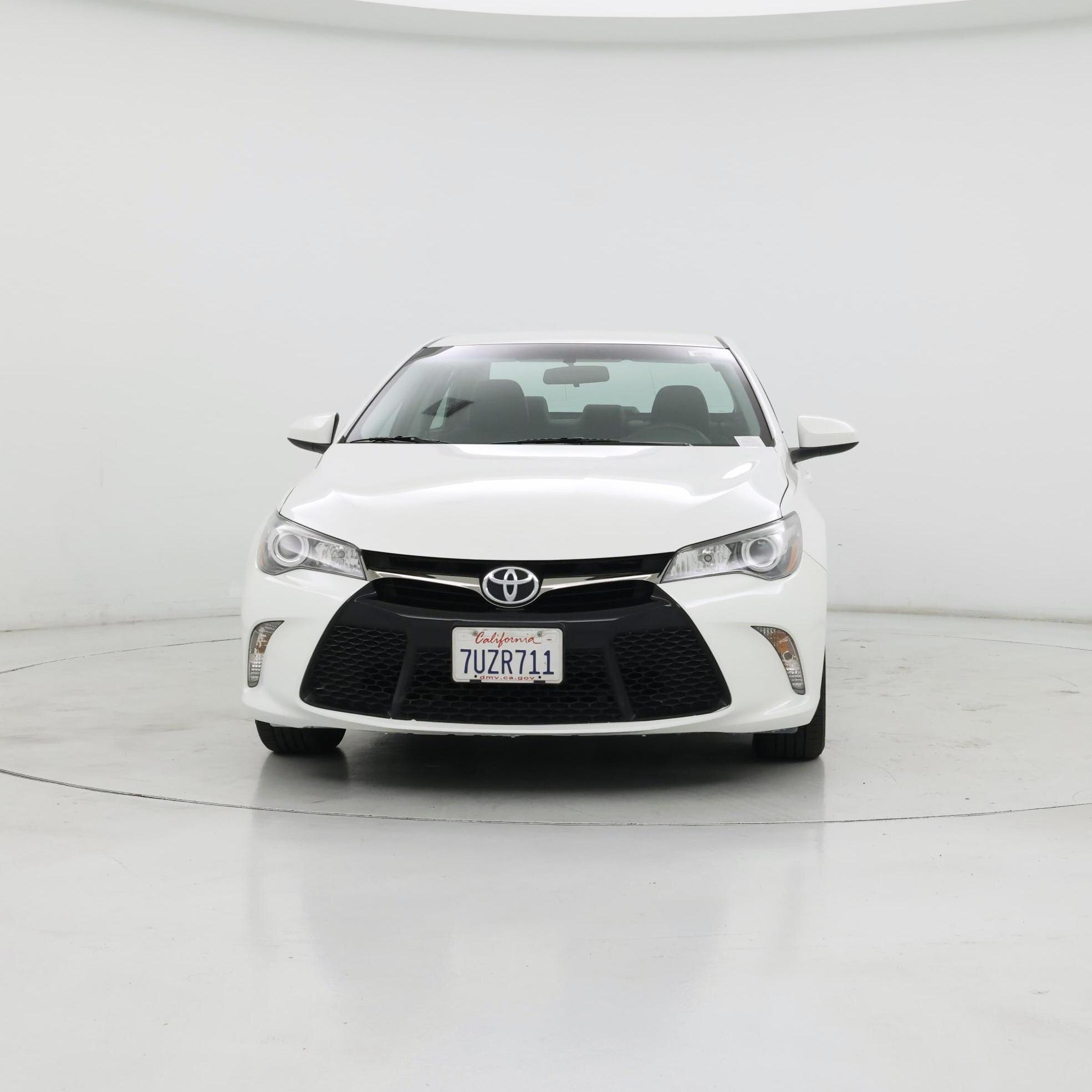 Thumbnail: 2017 Toyota Camry - 5