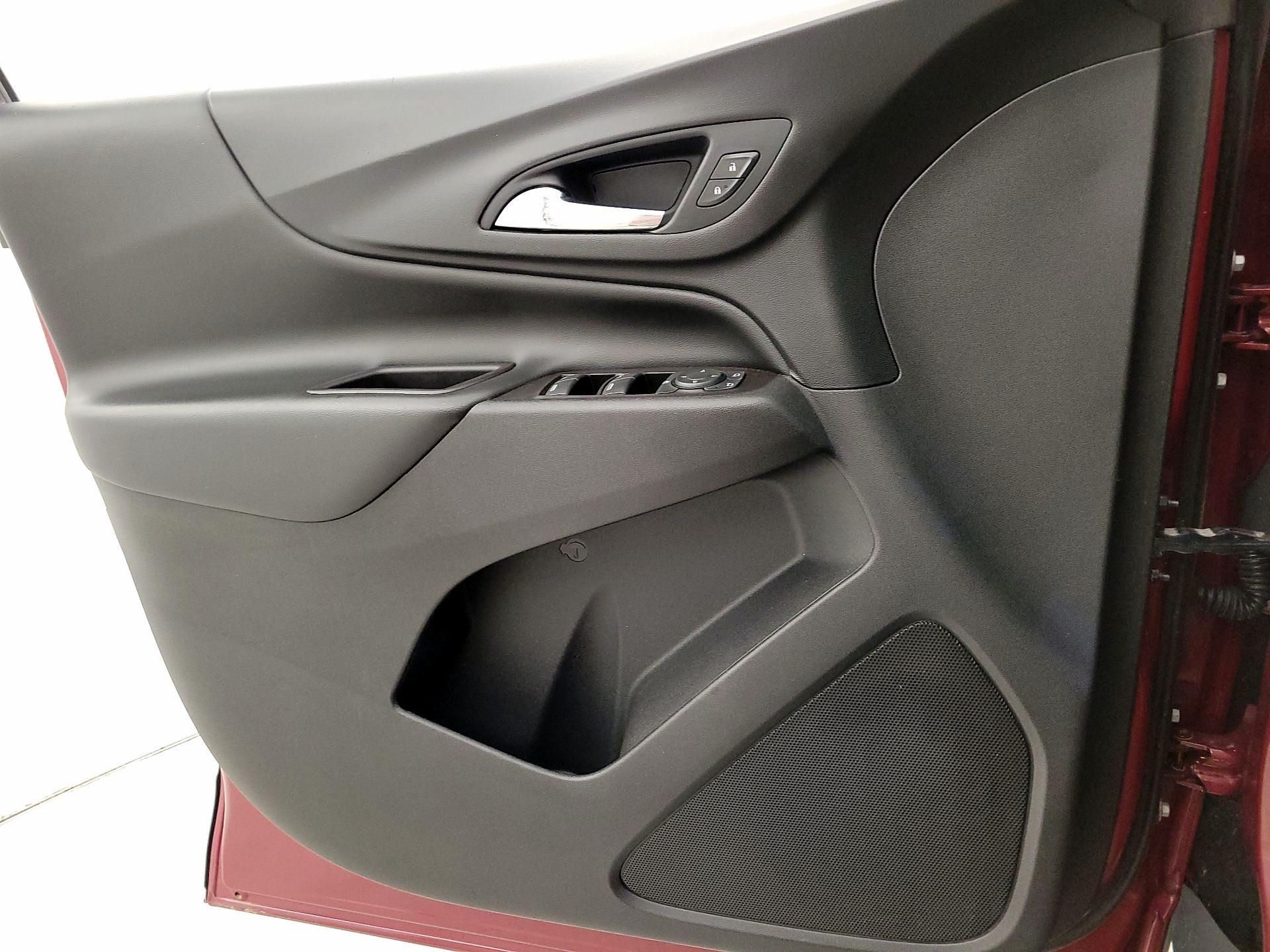 Thumbnail: 2021 Chevrolet Equinox - 12