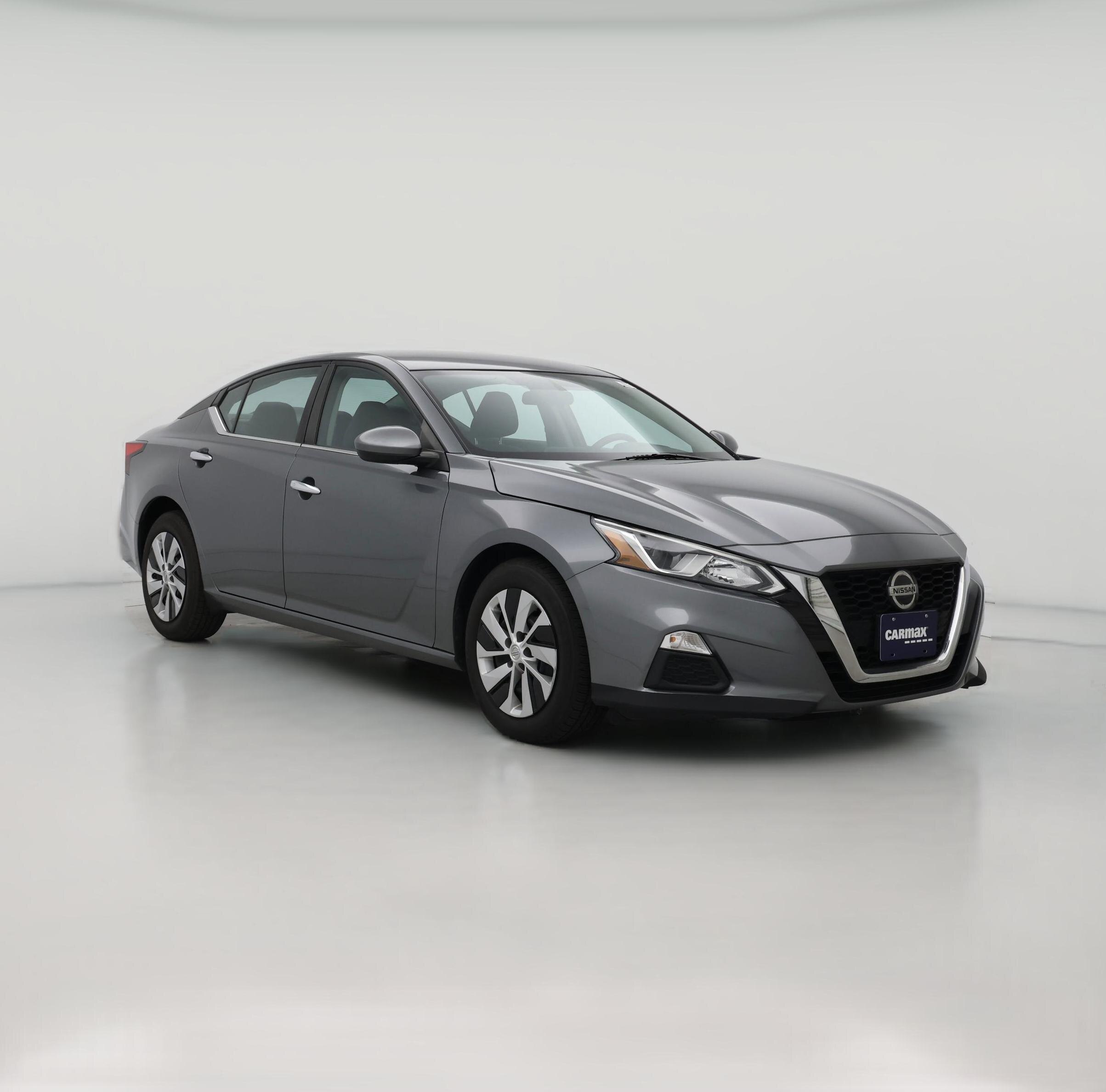 Thumbnail: 2020 Nissan Altima - 1
