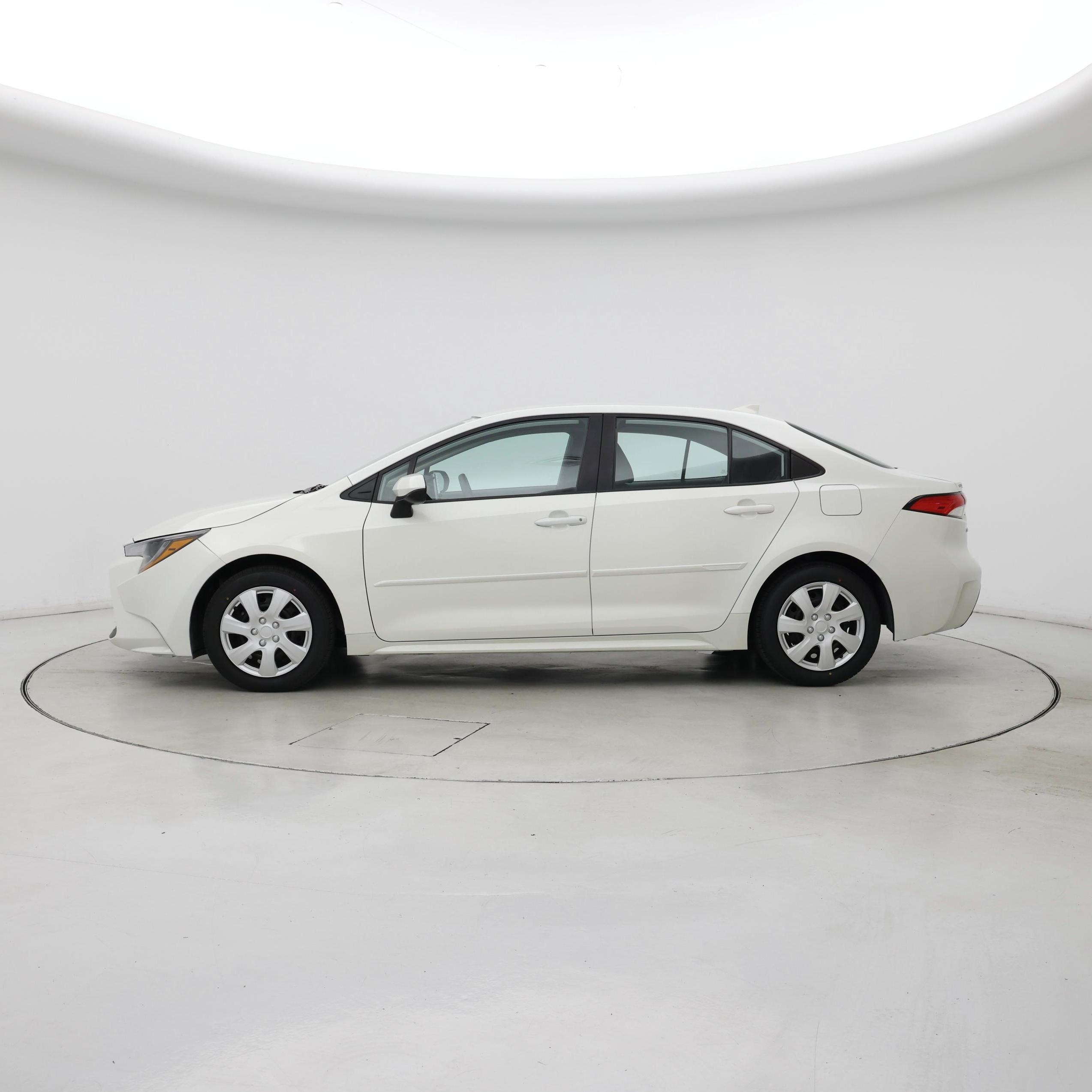 Thumbnail: 2021 Toyota Corolla - 3