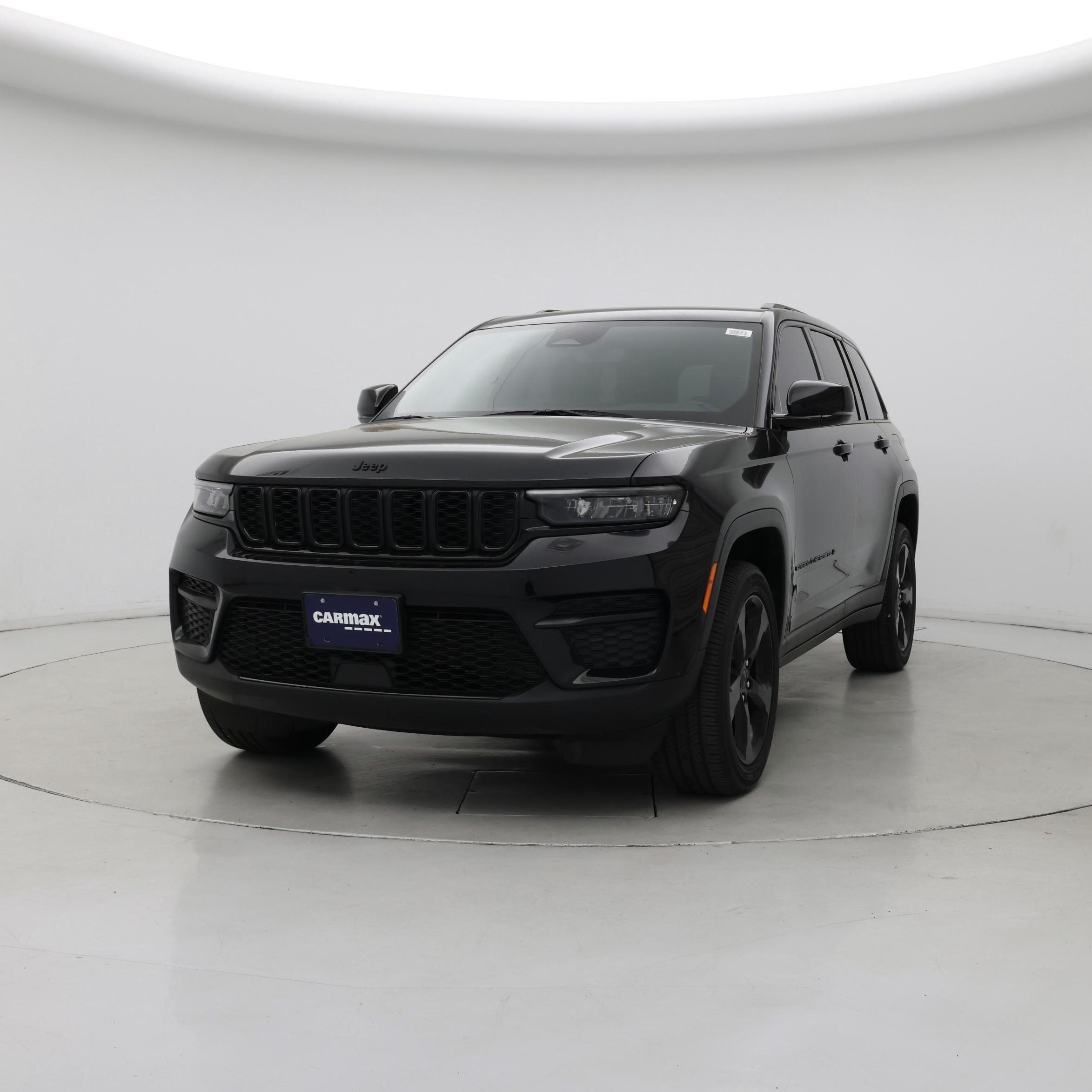 Thumbnail: 2023 Jeep Grand Cherokee - 4