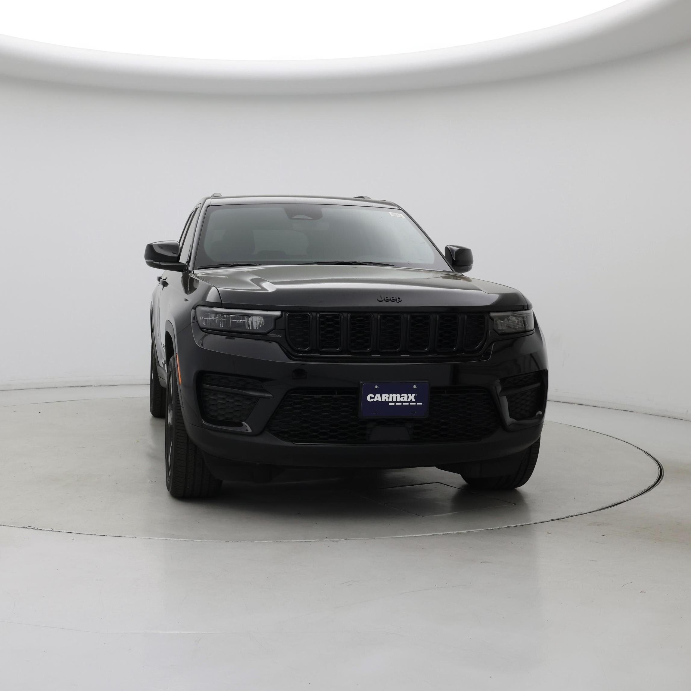 Thumbnail: 2023 Jeep Grand Cherokee - 5