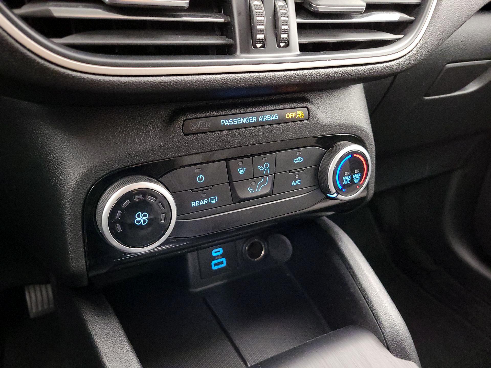 Thumbnail: 2021 Ford Escape - 16