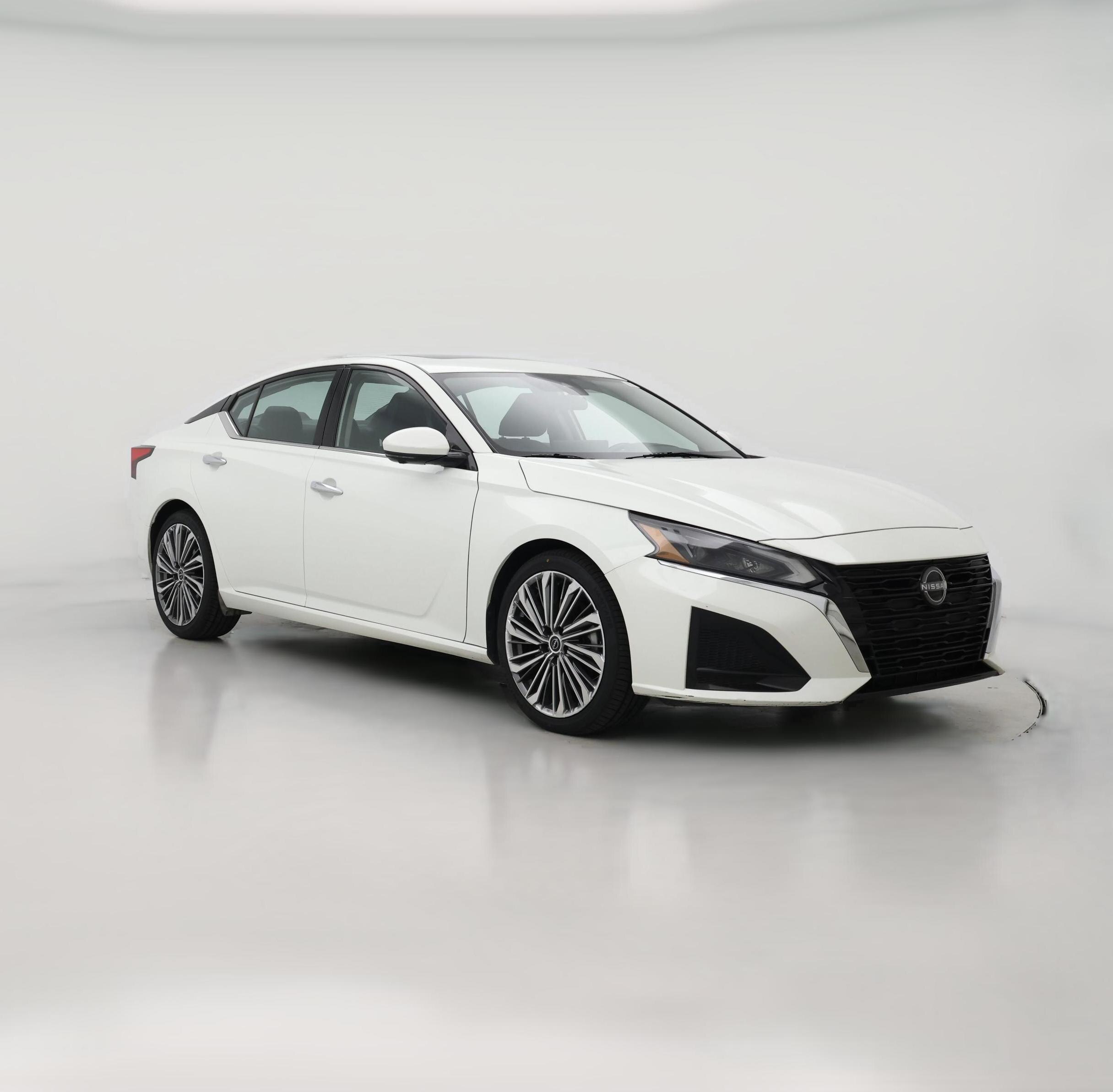 Thumbnail: 2023 Nissan Altima - 1
