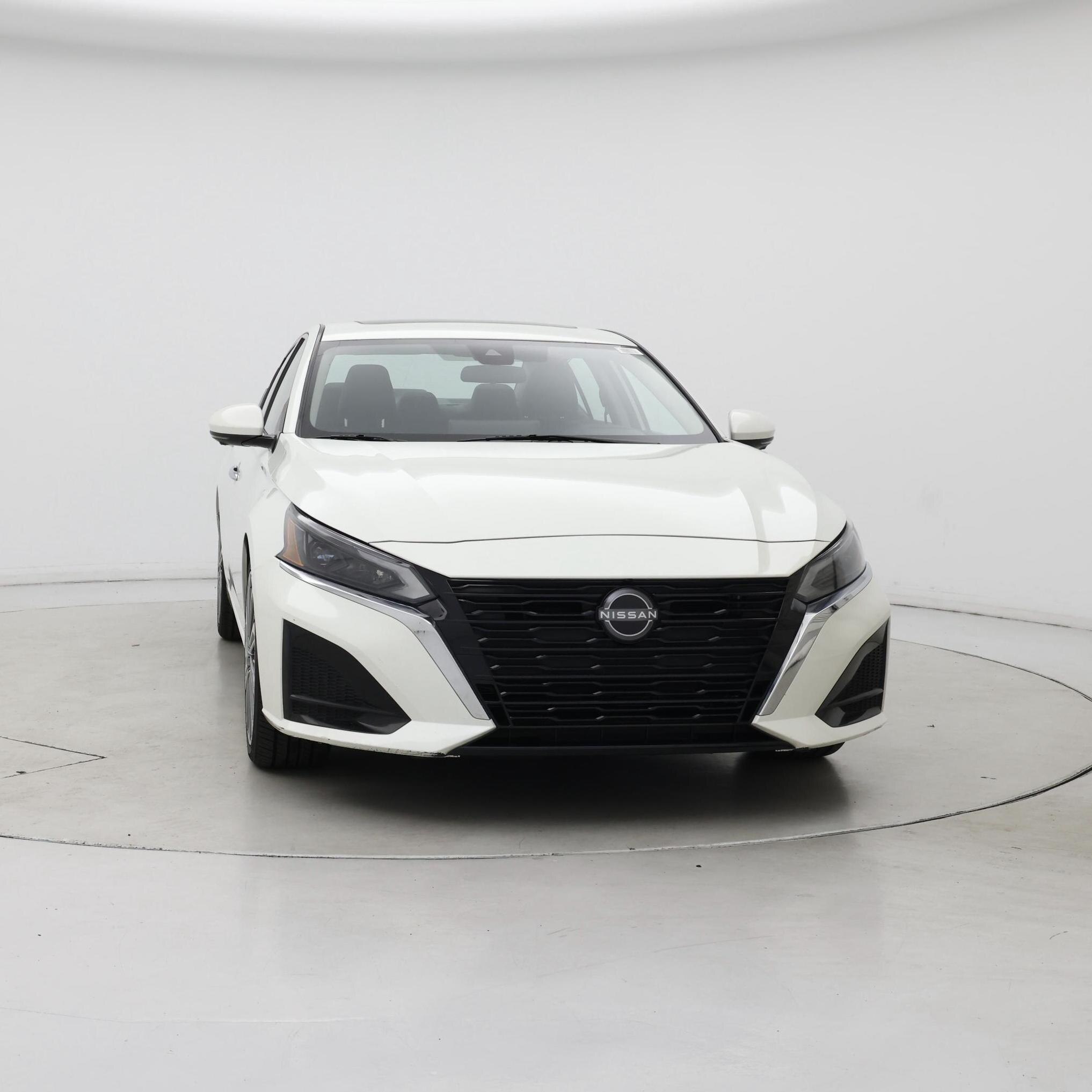 Thumbnail: 2023 Nissan Altima - 5
