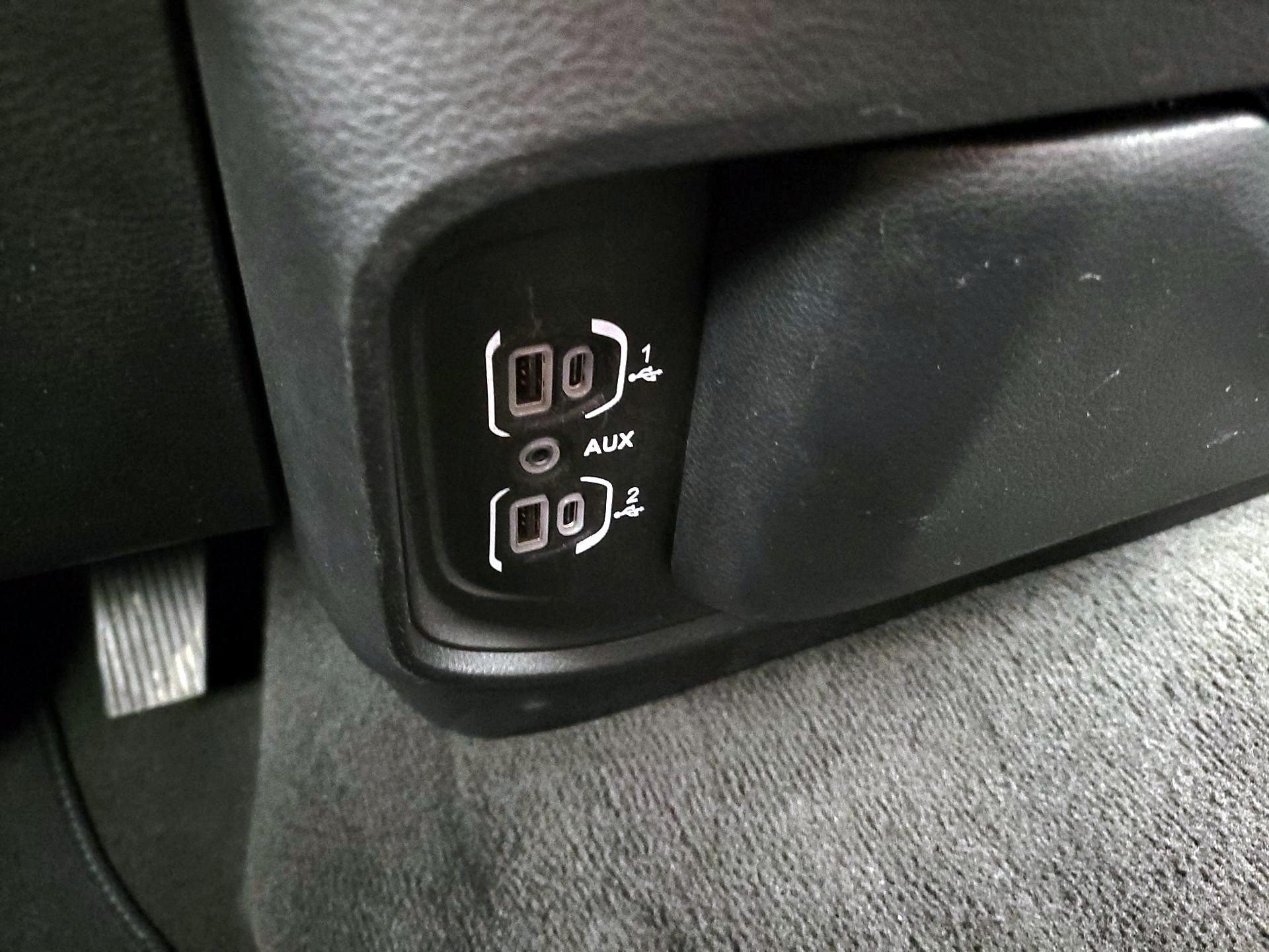 Thumbnail: 2023 RAM 1500 - 18