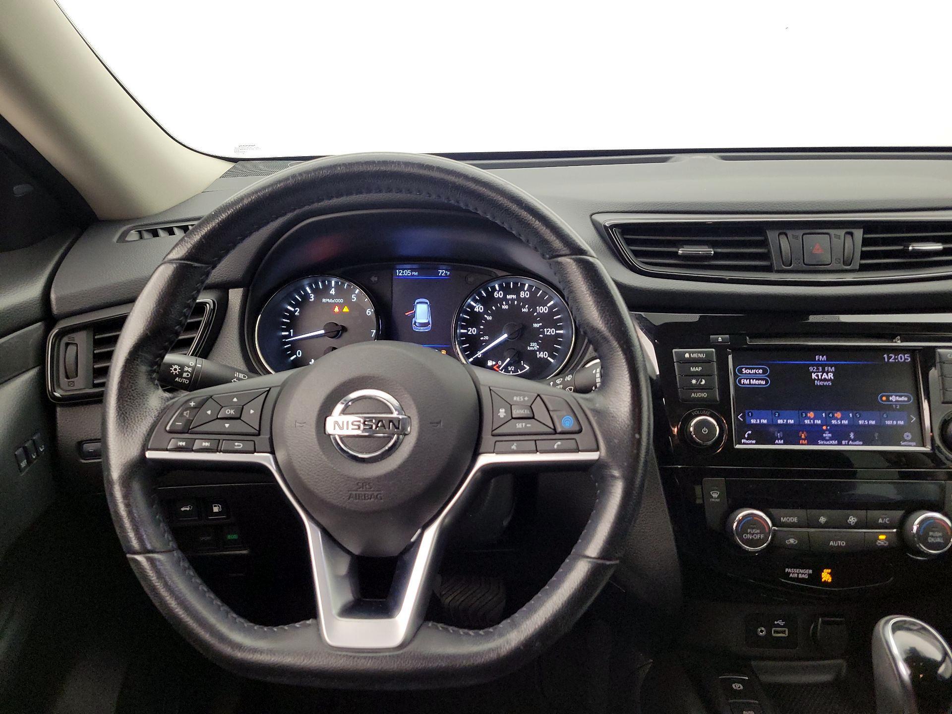 Thumbnail: 2020 Nissan Rogue - 10