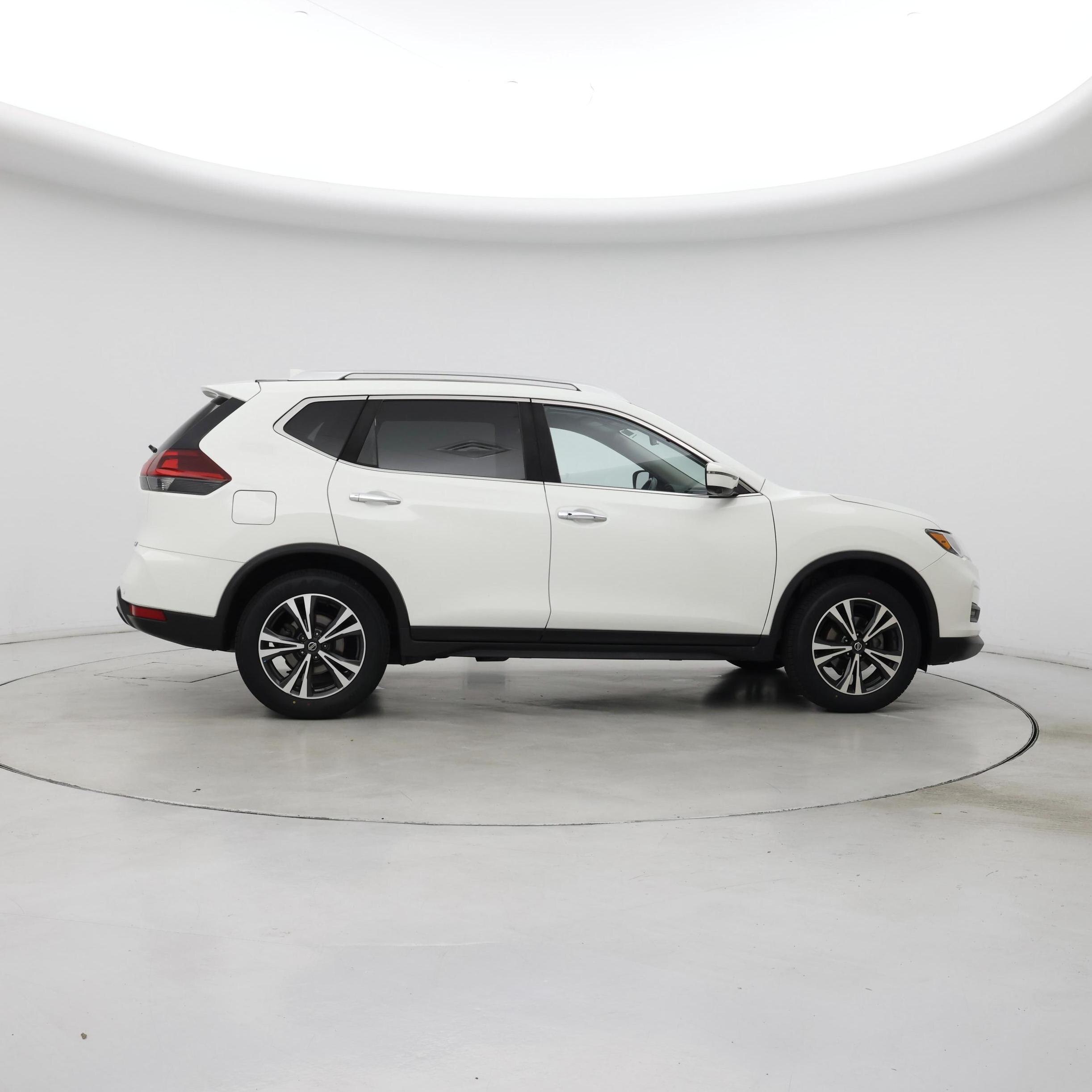 Thumbnail: 2020 Nissan Rogue - 7