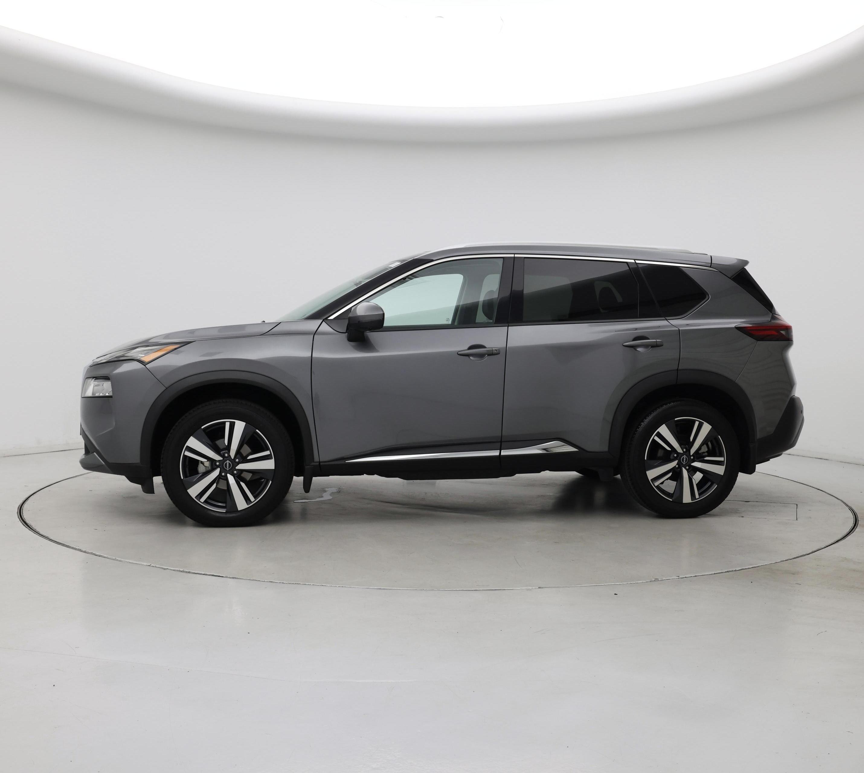 Thumbnail: 2022 Nissan Rogue - 3