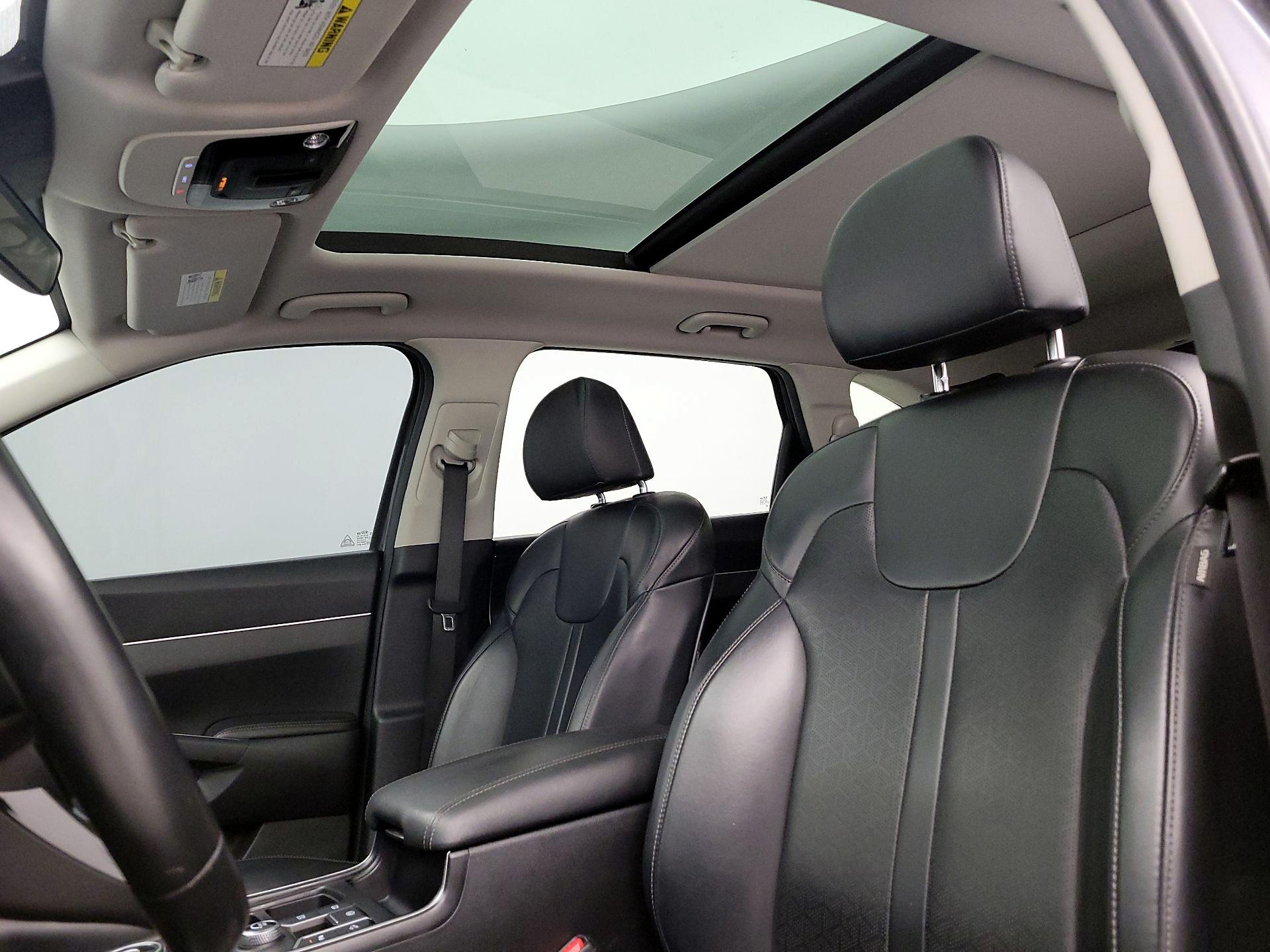 Thumbnail: 2021 Kia Sorento - 19