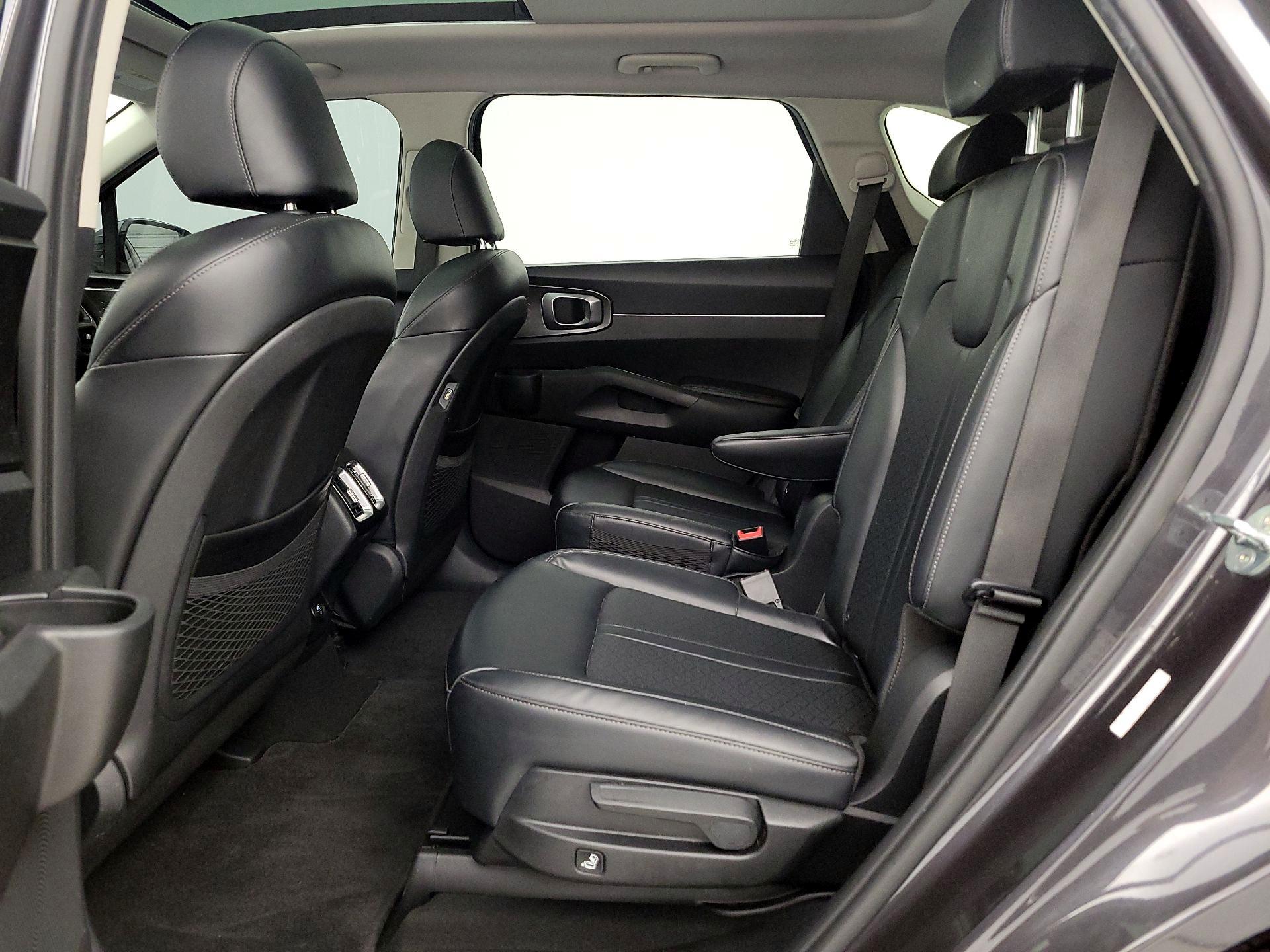 Thumbnail: 2021 Kia Sorento - 20