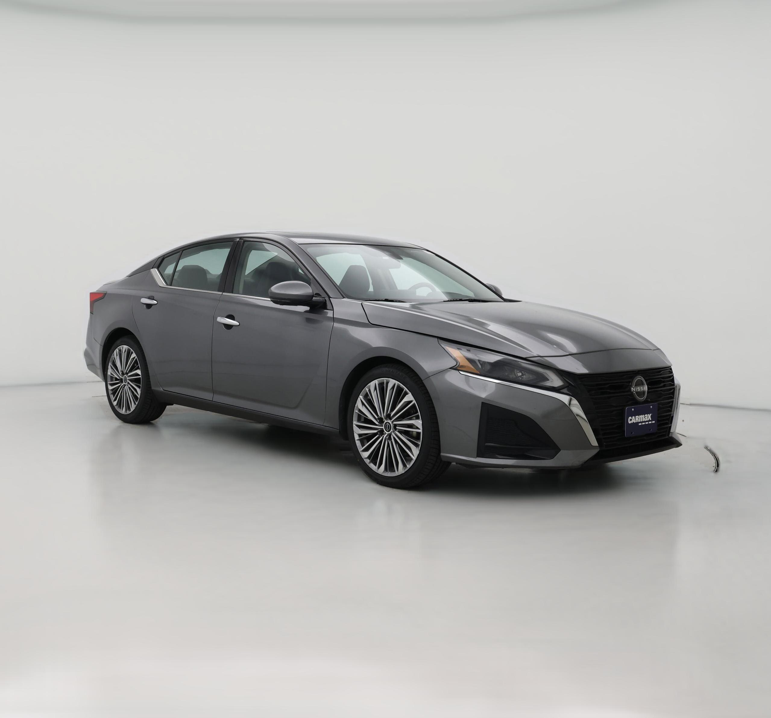 Thumbnail: 2023 Nissan Altima - 1
